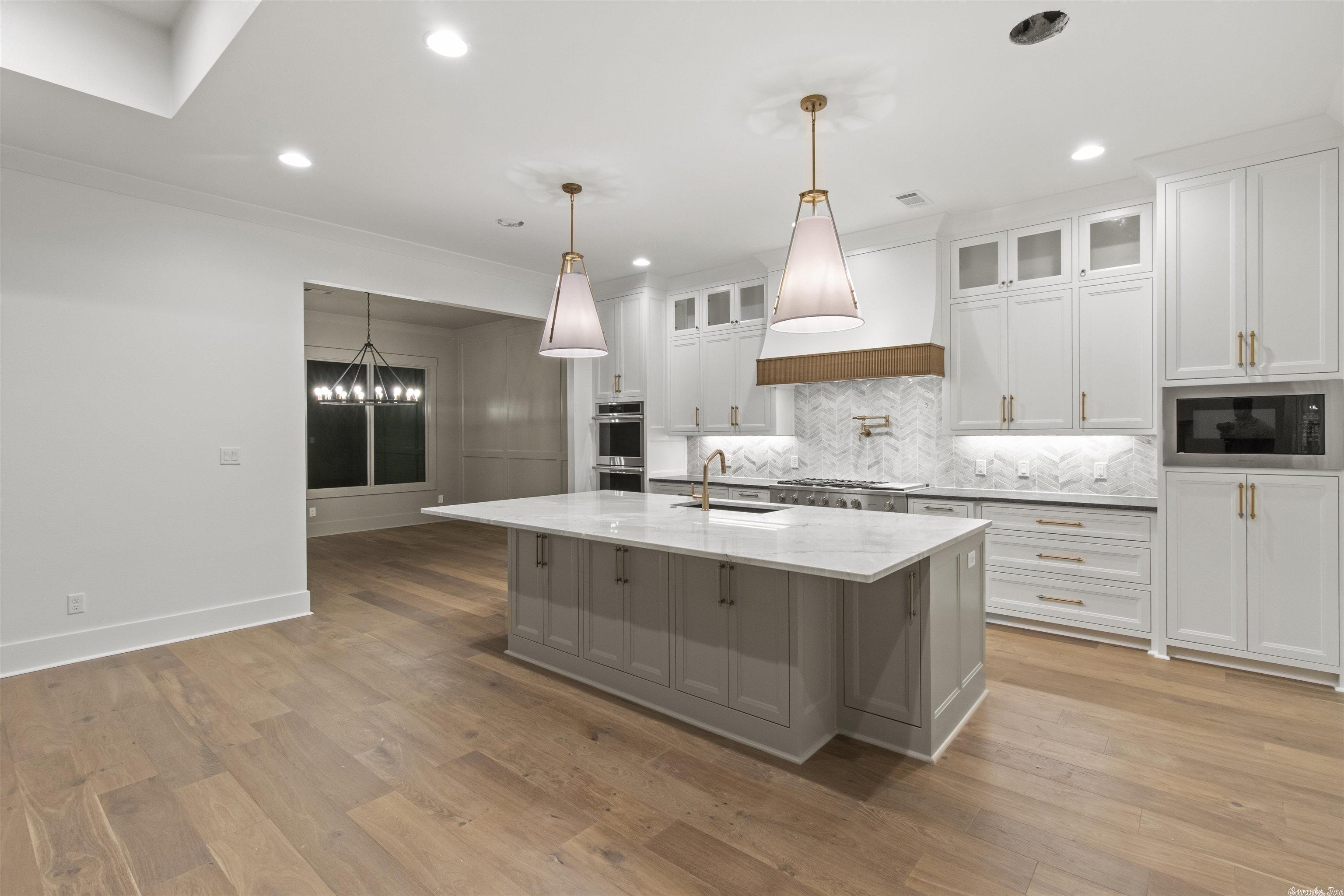 CHENAL VALLEY HALLEN COURT - Residential