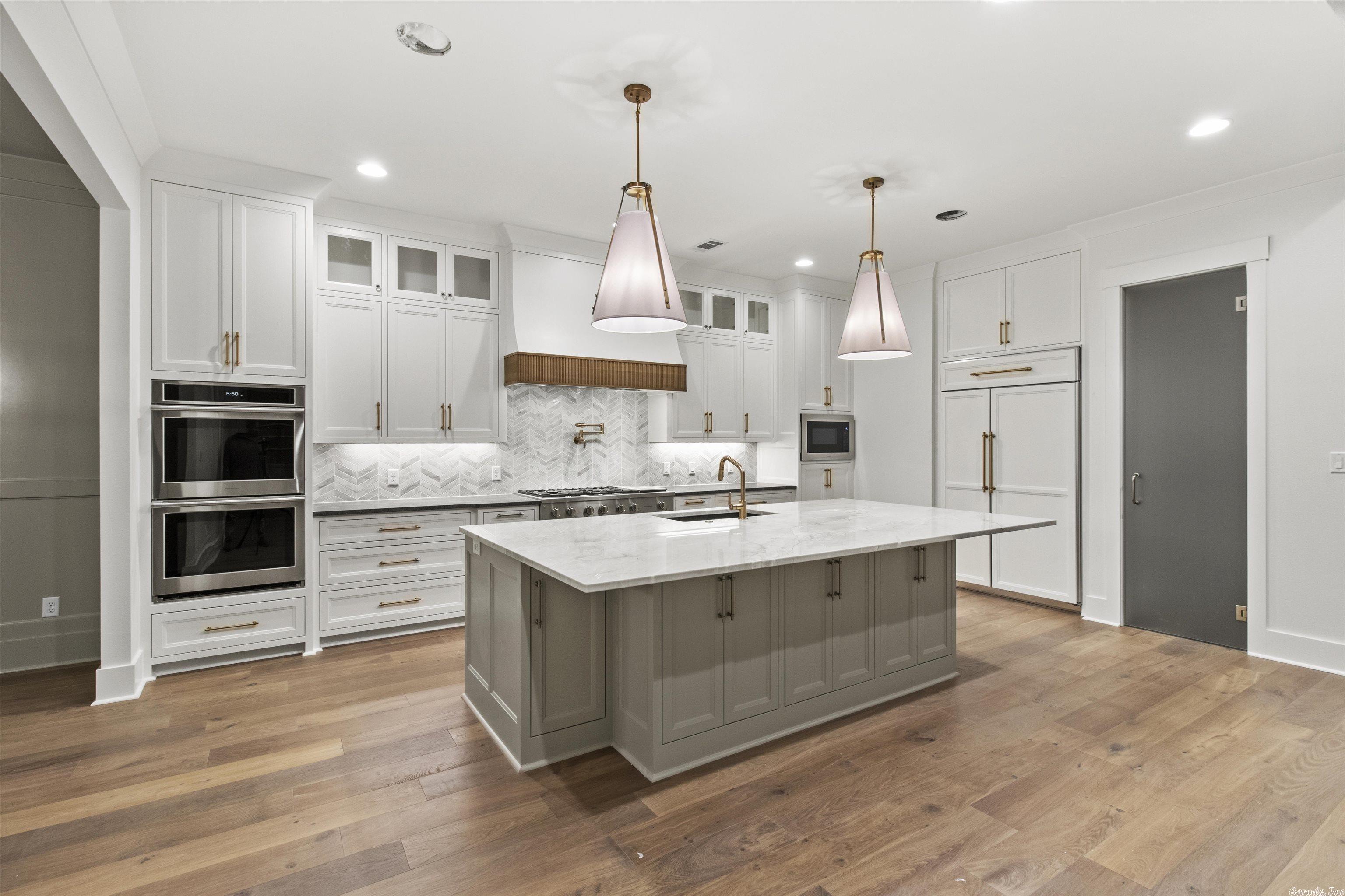 CHENAL VALLEY HALLEN COURT - Residential