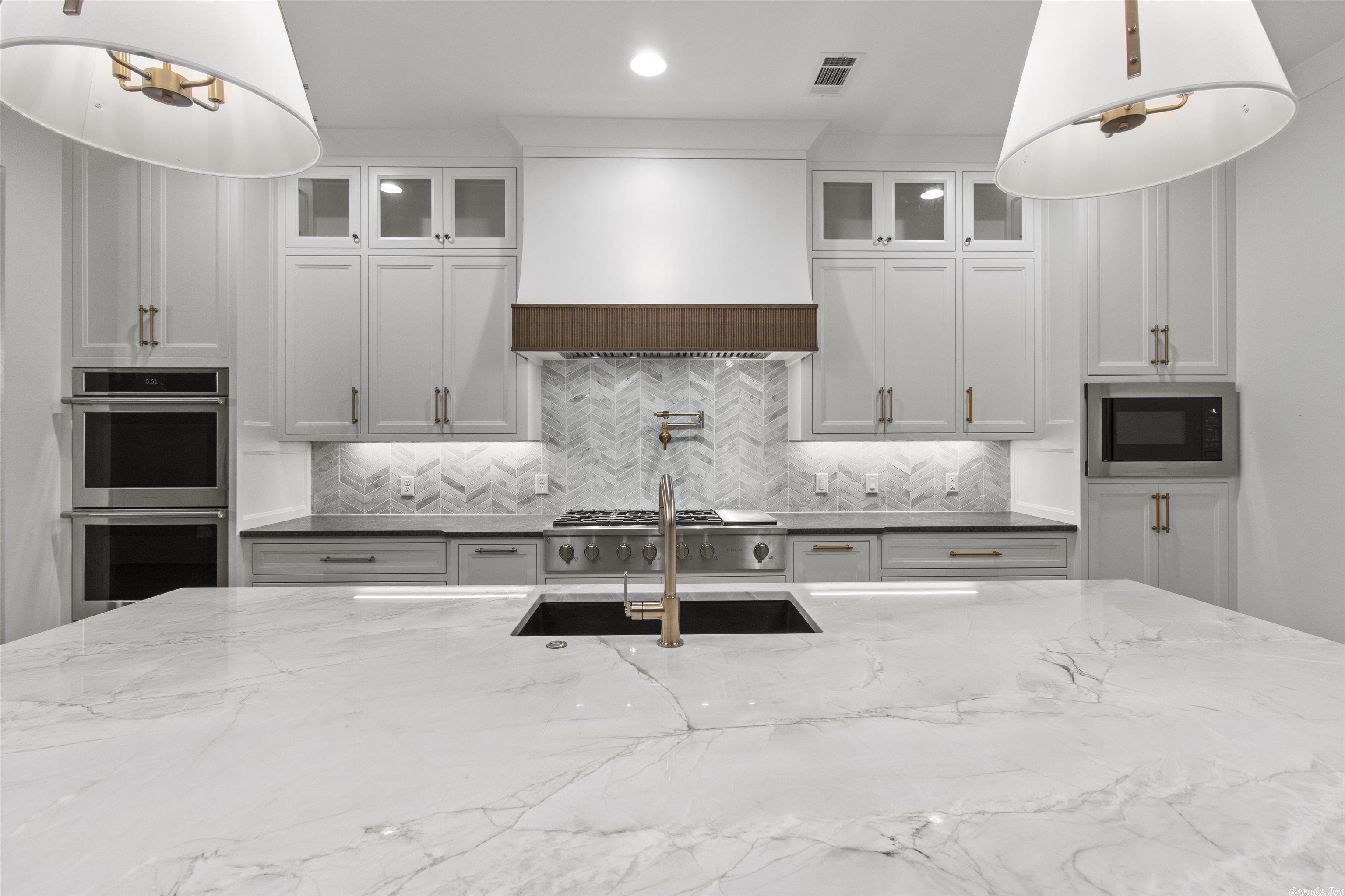 CHENAL VALLEY HALLEN COURT - Residential