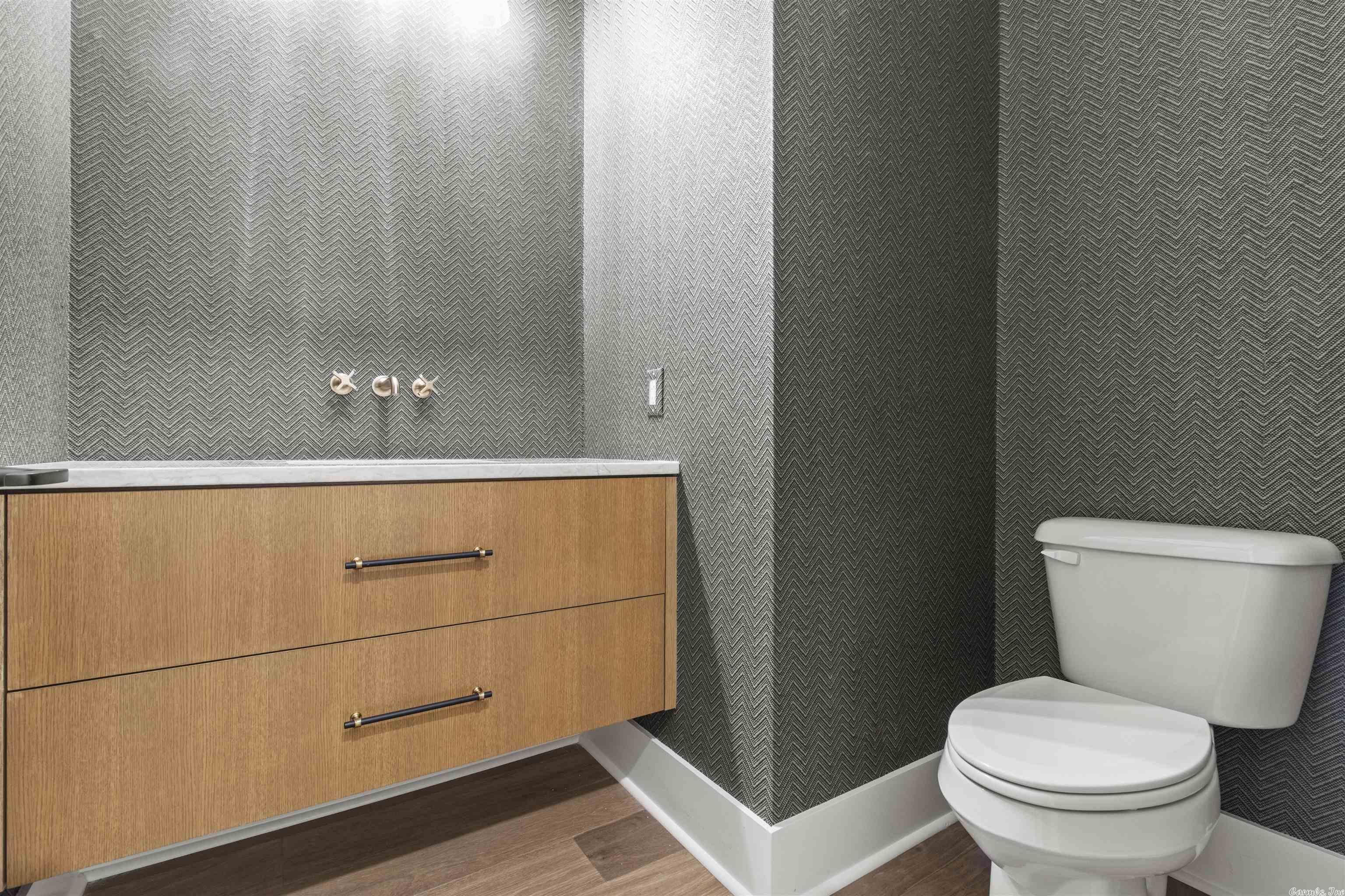 CHENAL VALLEY HALLEN COURT - Residential