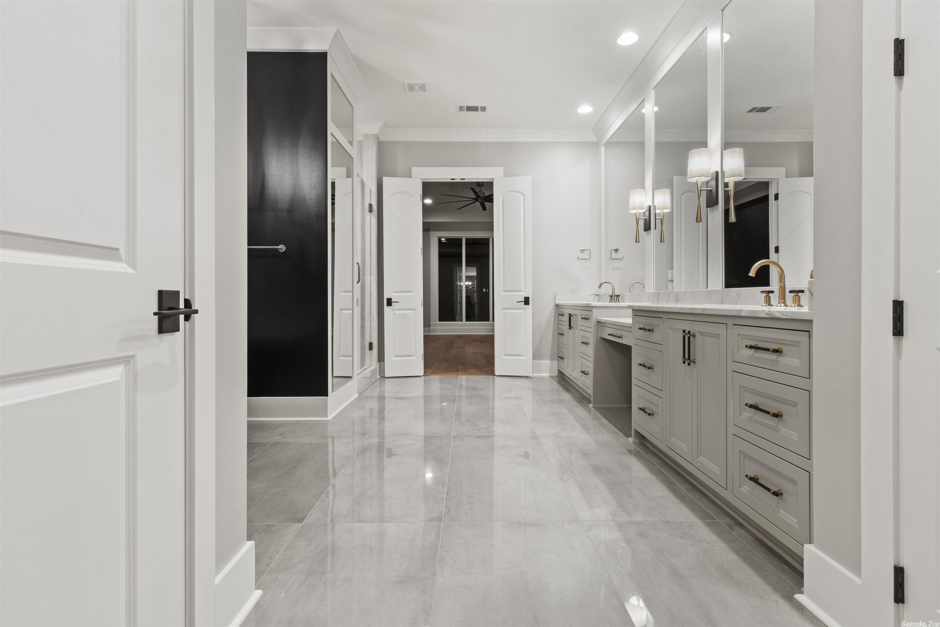 CHENAL VALLEY HALLEN COURT - Residential