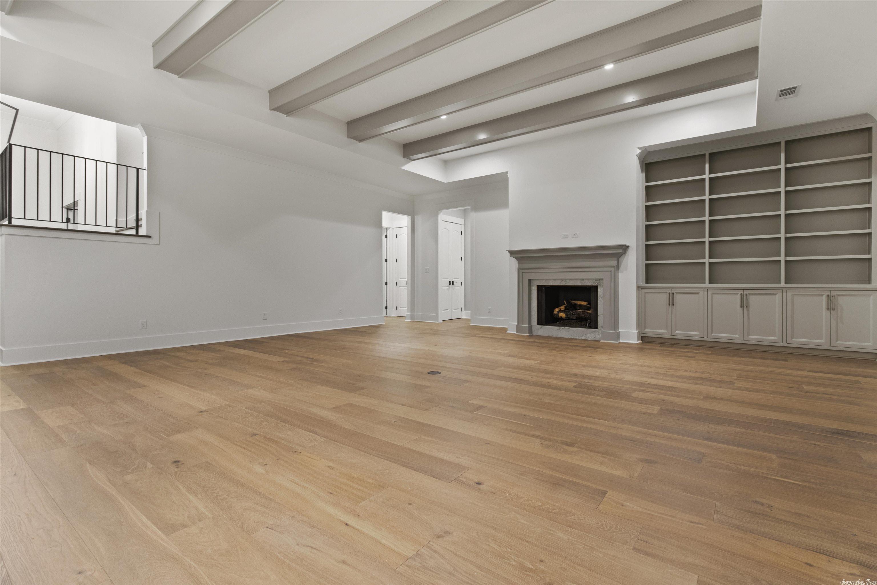 CHENAL VALLEY HALLEN COURT - Residential