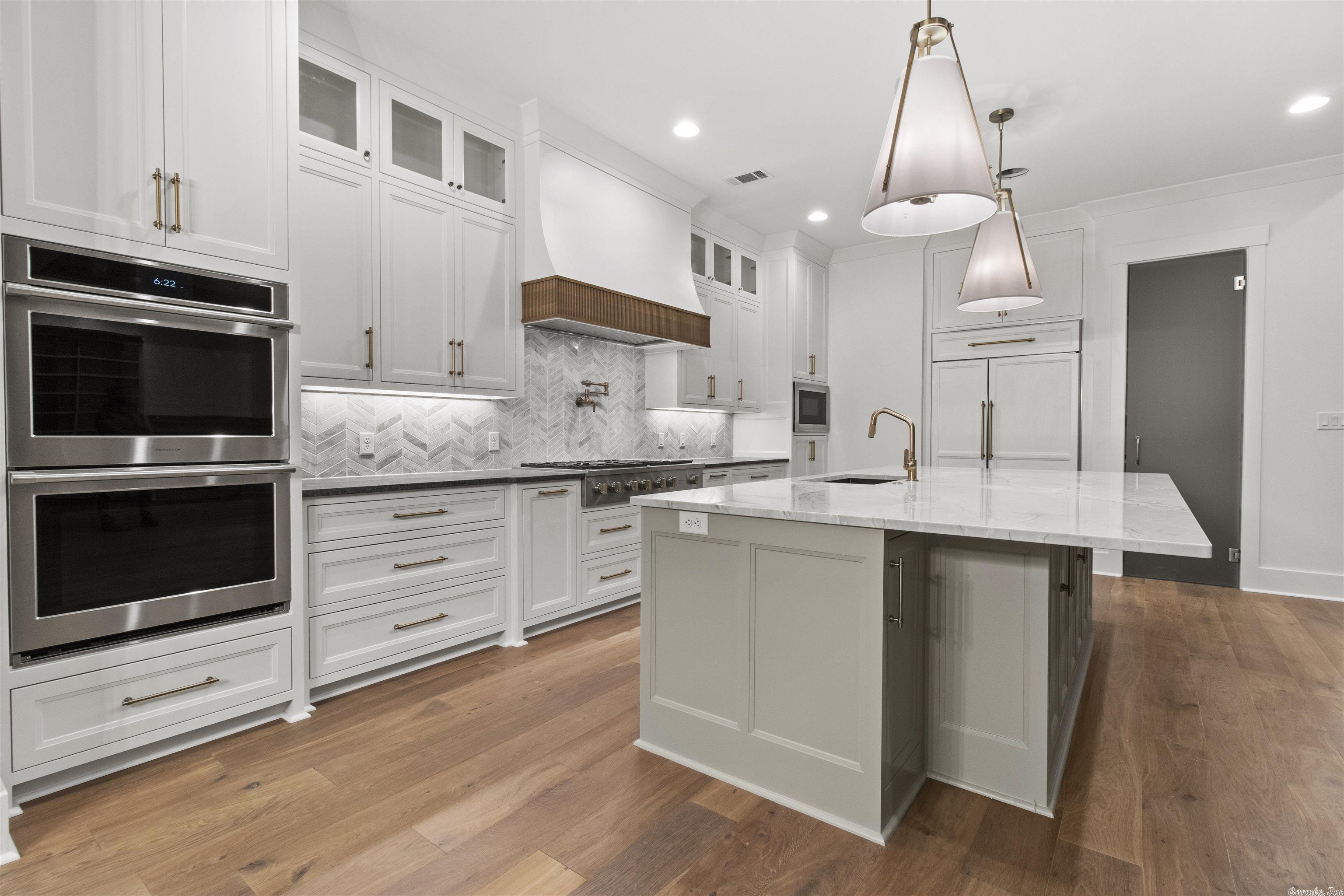 CHENAL VALLEY HALLEN COURT - Residential