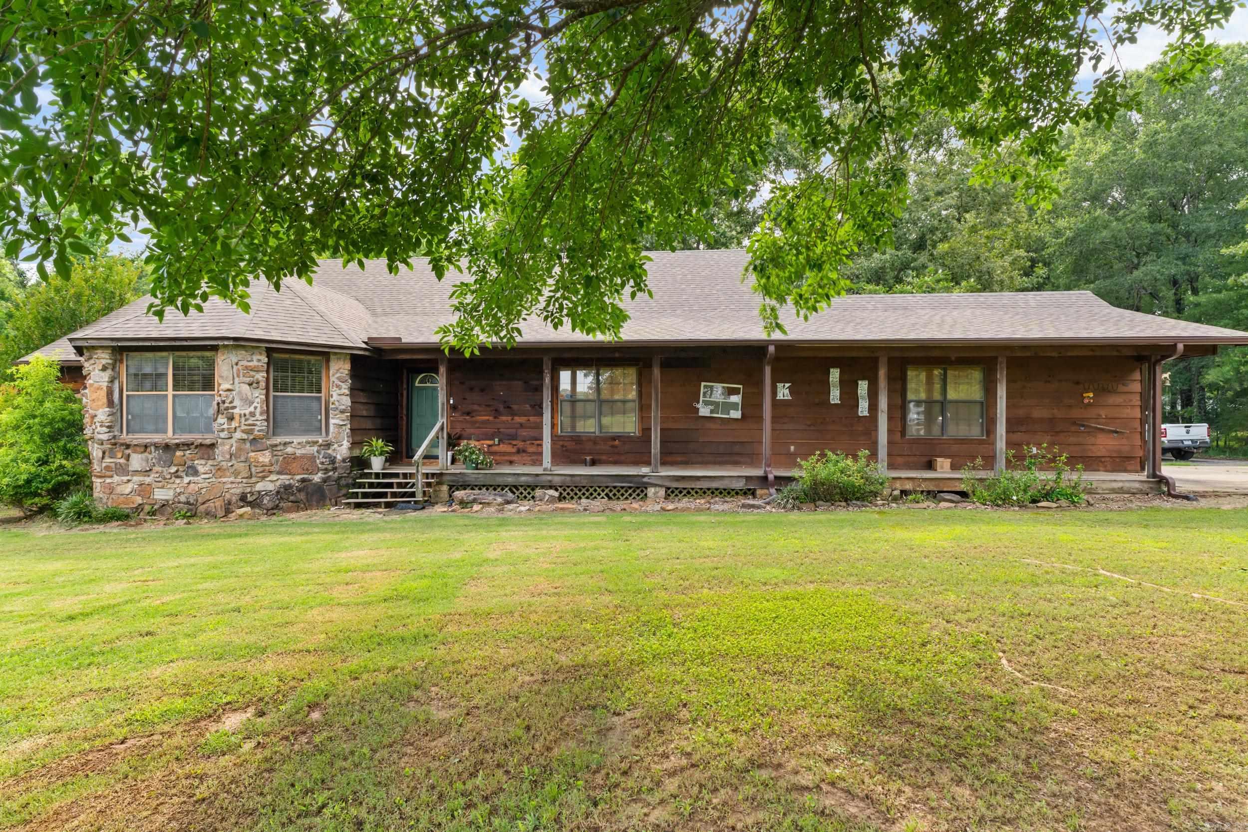 OAK RIDGE ESTATES - Residential
