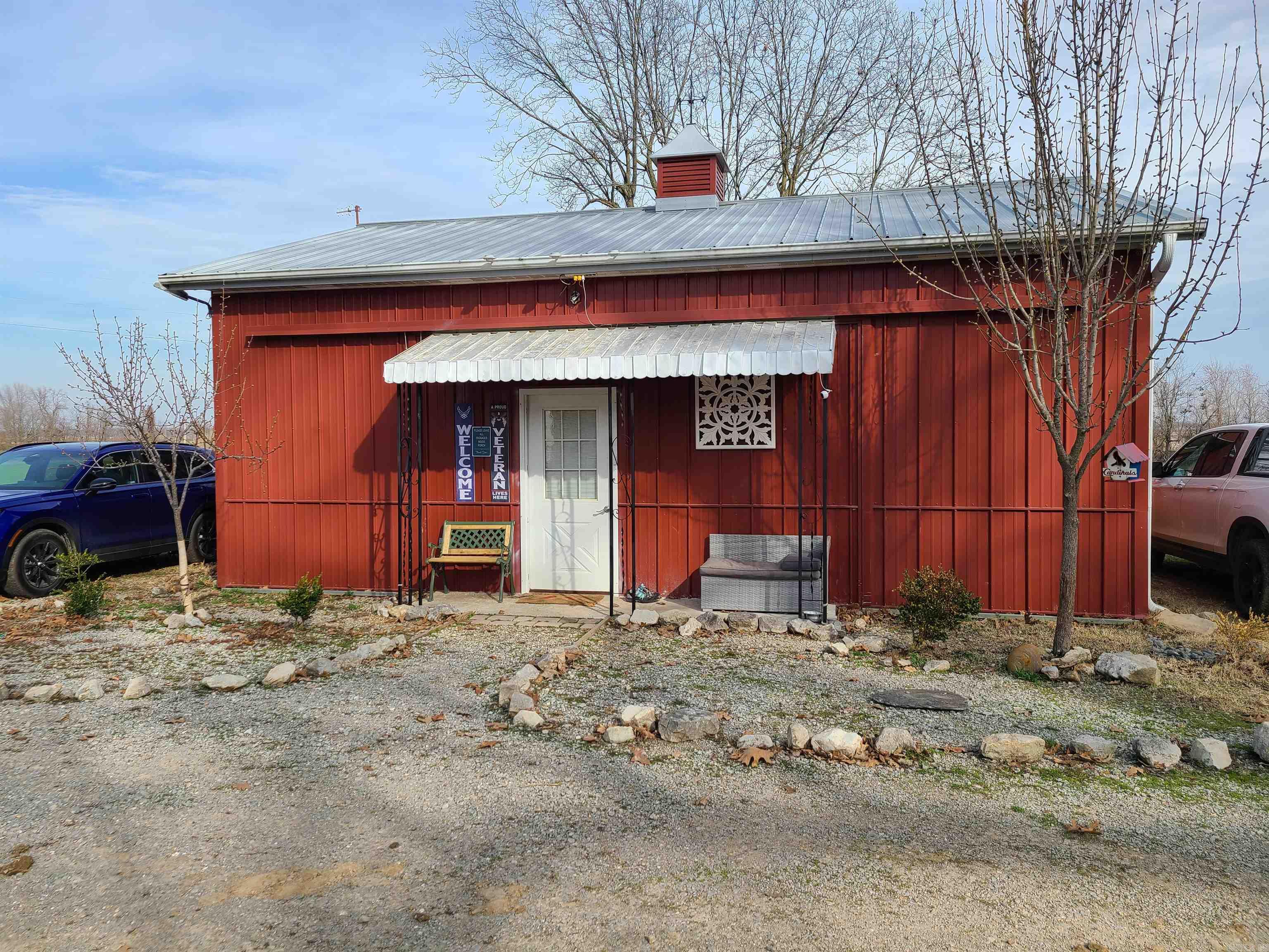 12 Acres, 1BR, 1BA, 720sqft