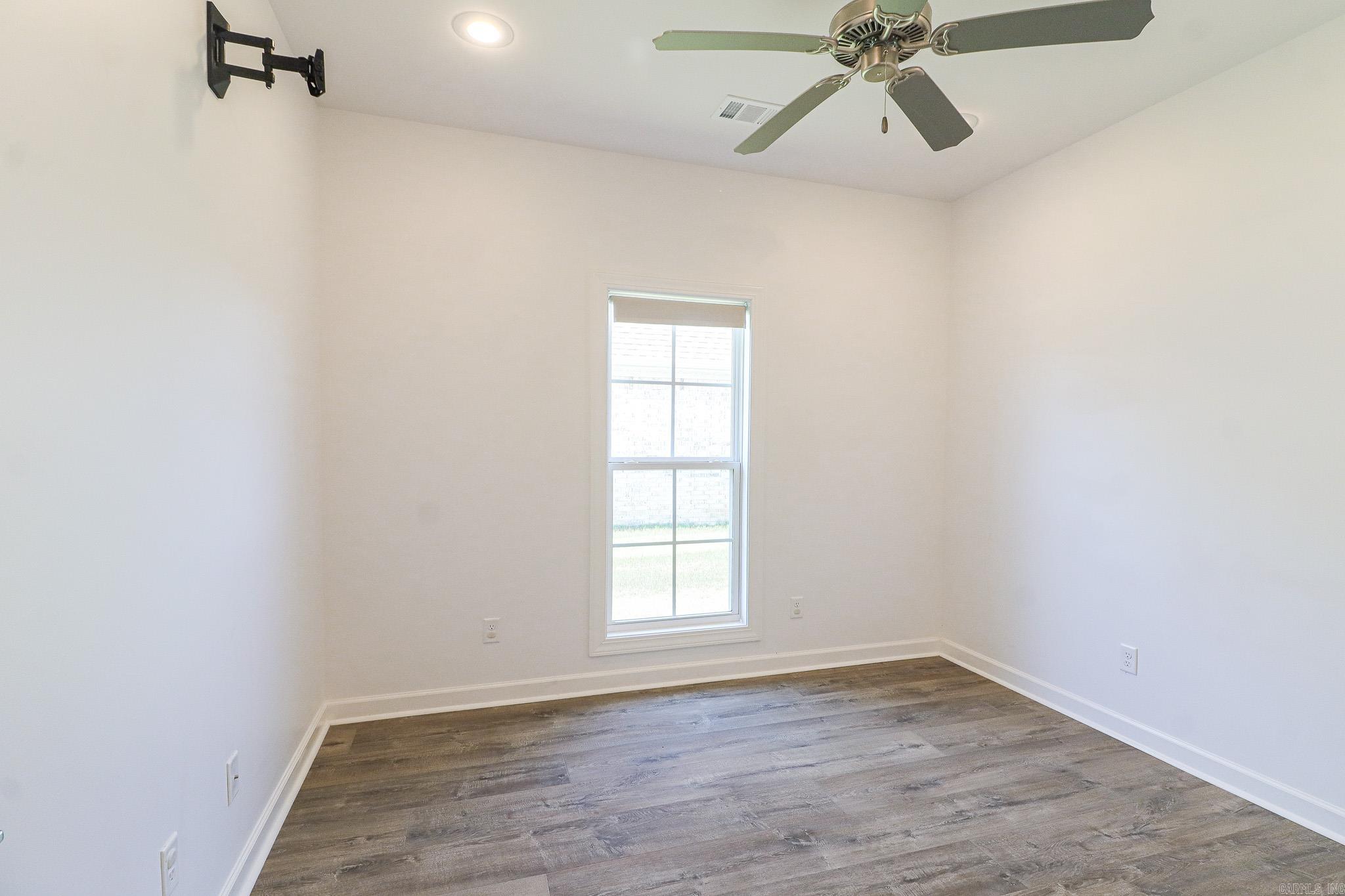 Hidden Creek I - Residential