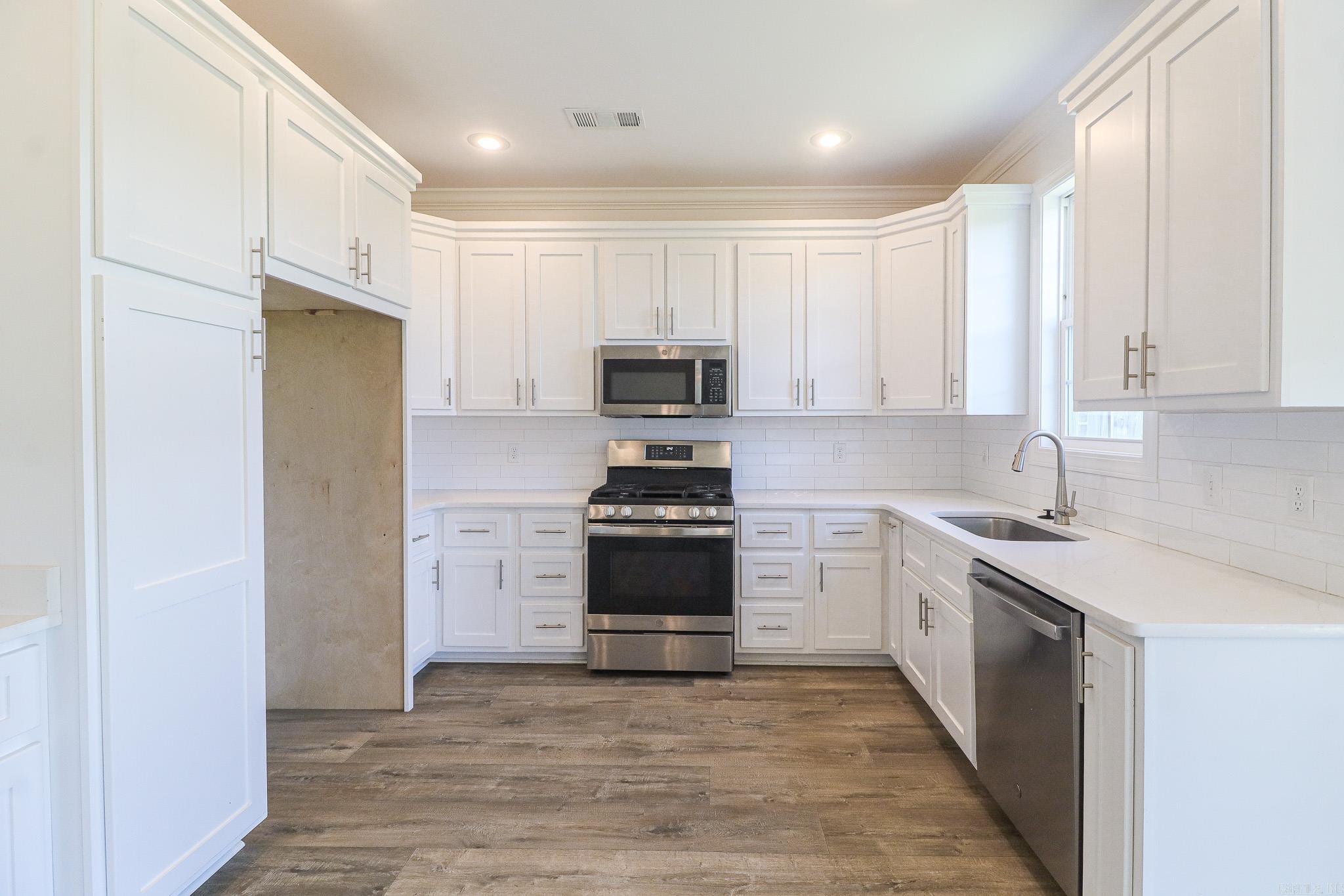 Hidden Creek I - Residential
