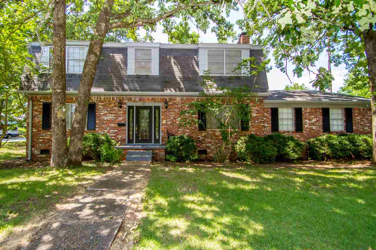 Lovely traditional brick home boasting 4 BR & 2 1/2 BA. Cozy den w/ fireplace flows nicely into the eat in kitchen & Additional living space connected to the dining room allows for gatherings. Granite tiled countertop kitchen has ample storage.  Outdoor covered patio w/ brick wall courtyard, adds privacy to this corner lot. Both HVAC replaced 2016, dishwasher 2017.  2" faux wood blinds throughout.  Electrical panel replaced & updated to code 2015. Most rooms inside & outside wood siding painted June 2018.