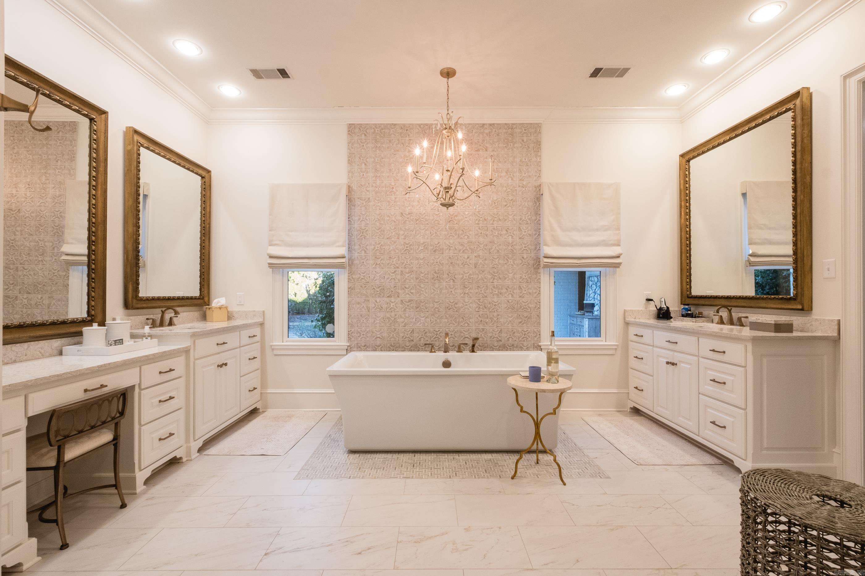 CHENAL VALLEY DEAUVILLE PLACE - Residential