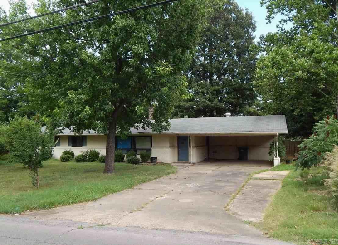 3 bedrooms, 2 baths and a 2 car carport on a .25 acre lot. Auction properties are sold AS IS without any guarantee or warranty by seller. Property may be occupied. See agent remarks for instructions.