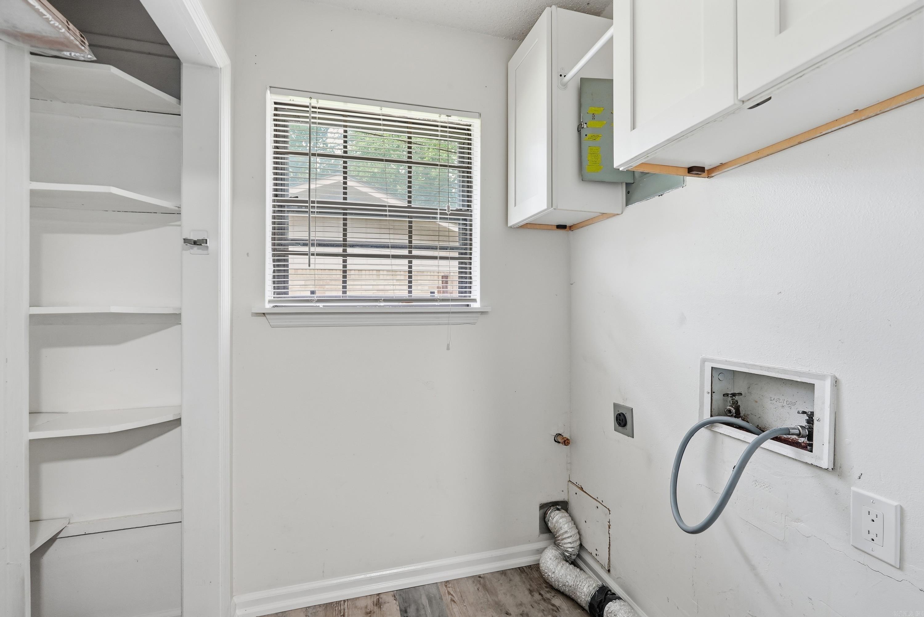 WEST GATE - Residential