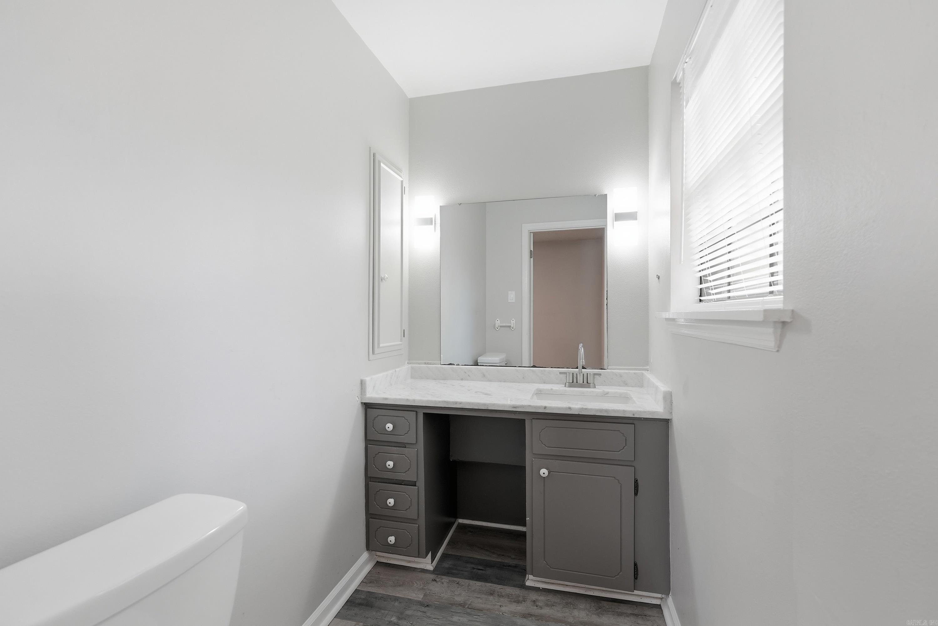 WEST GATE - Residential
