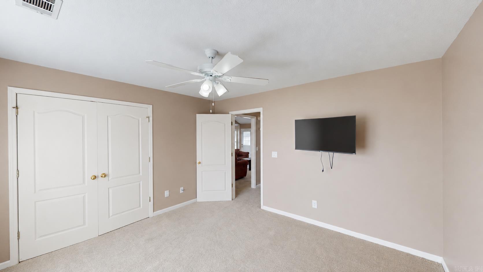 COLONY PARK - Residential