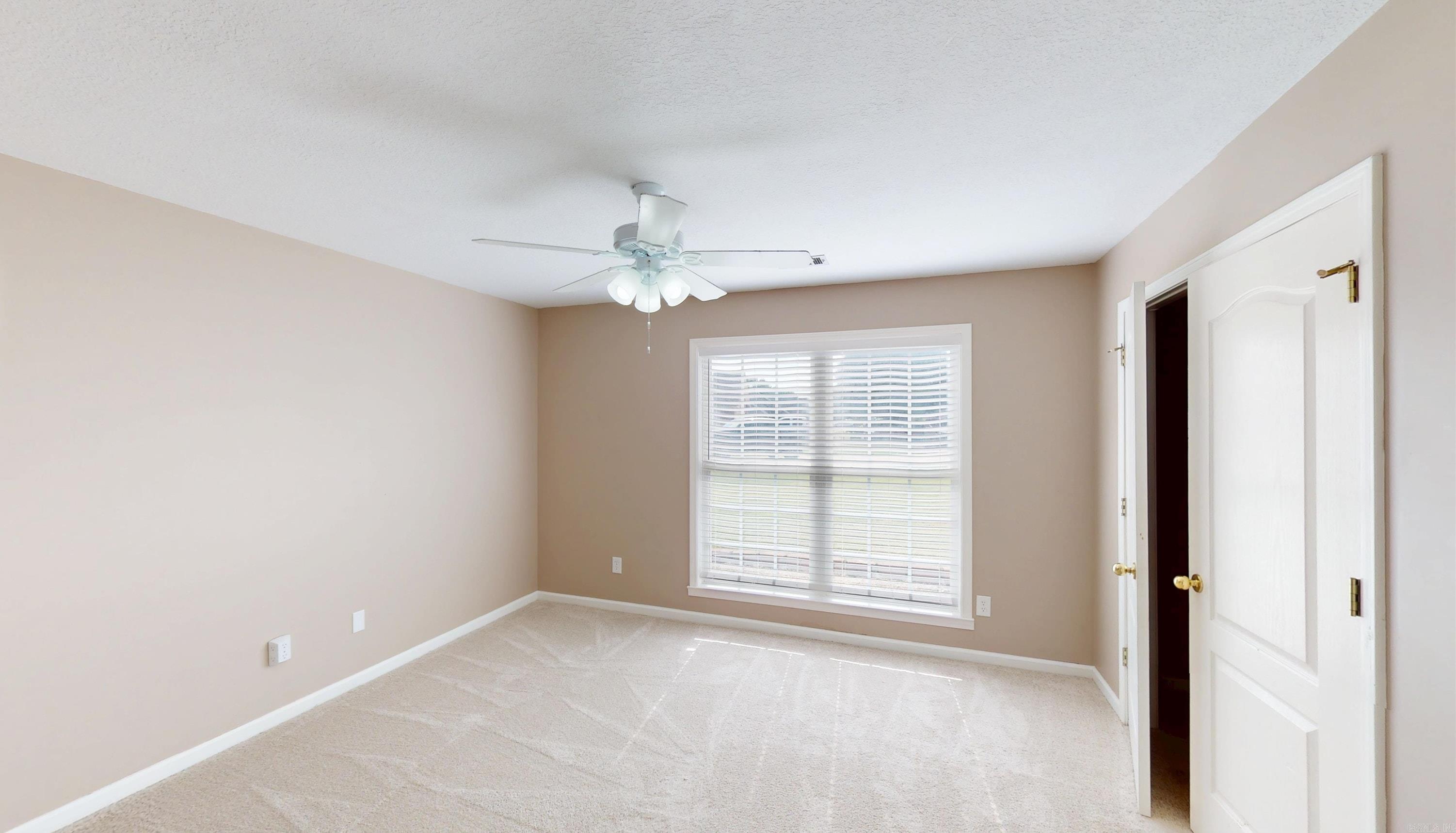COLONY PARK - Residential