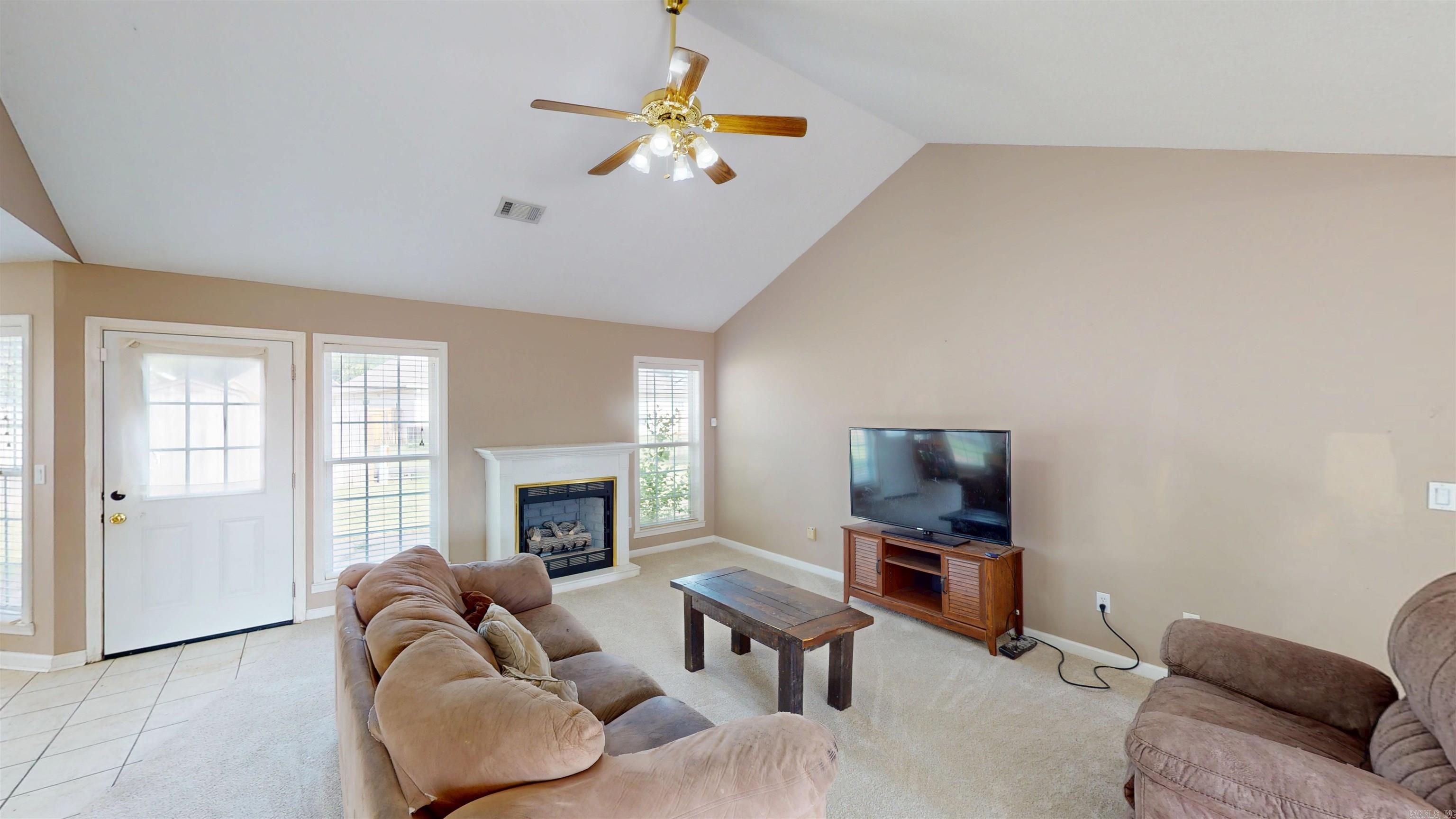 COLONY PARK - Residential