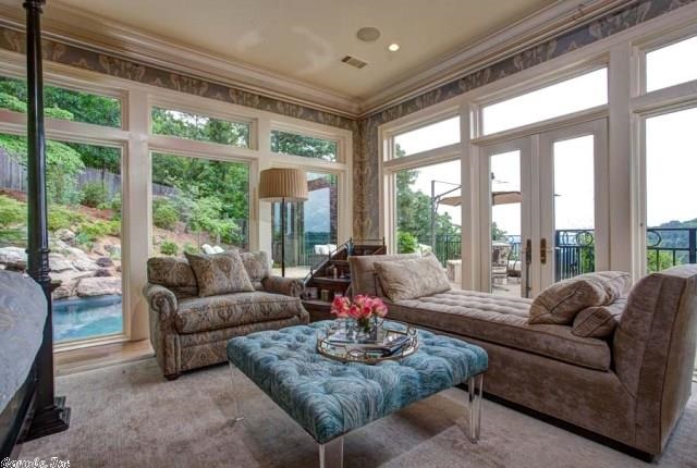 Riverview Manor - Residential
