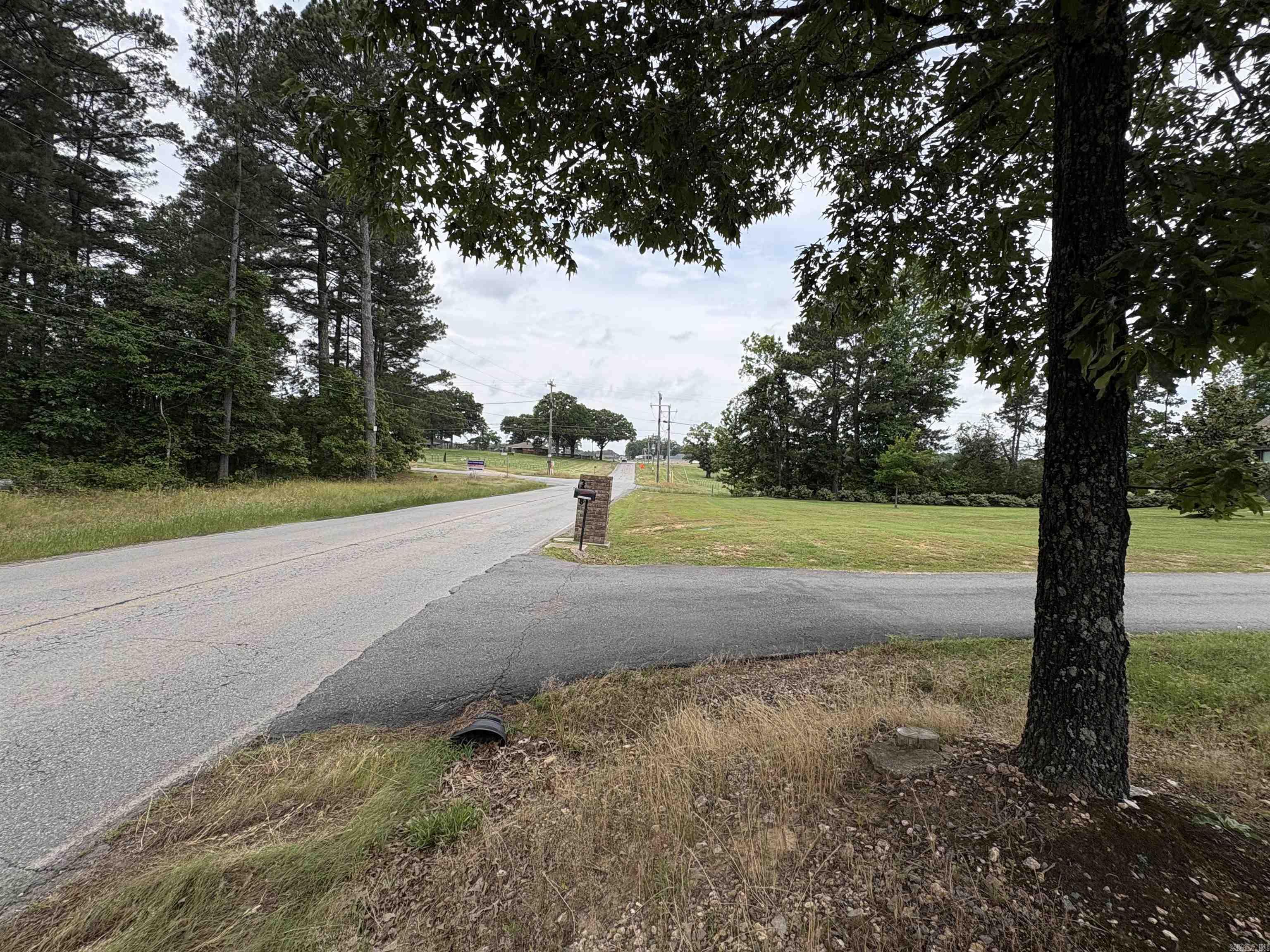 Excellent piece of property ready for development in Suburban Alexander, Arkansas. The mostly level land is minutes from shopping, schools and medical facilities. This property could be made into a subdivision or large single family property. There is an old structure at the back of the property to convey at no value. Note: Land Dimensions, and acreage disclosures are approximate and taken directly from the Assessors Records. Measuring encouraged