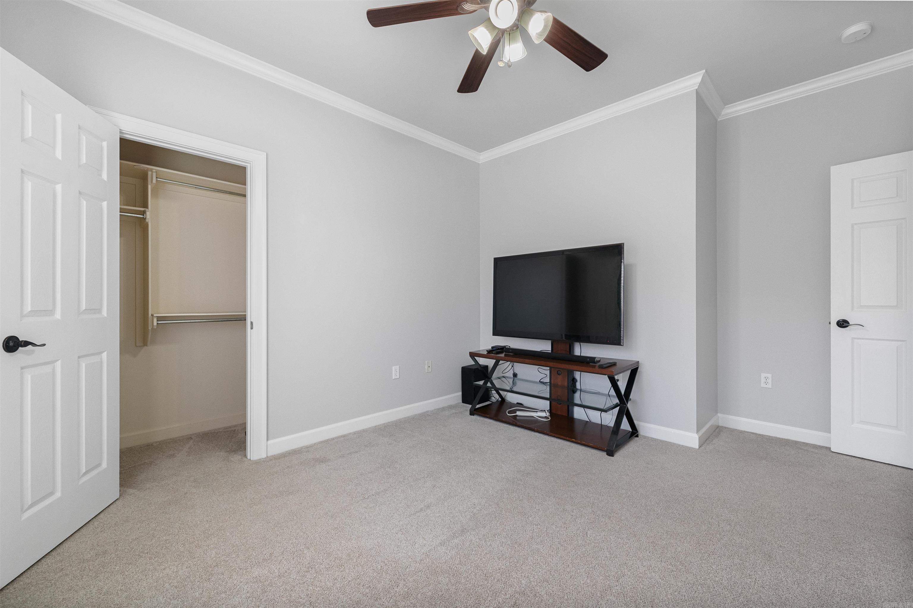 SHADOW CREEK - Residential