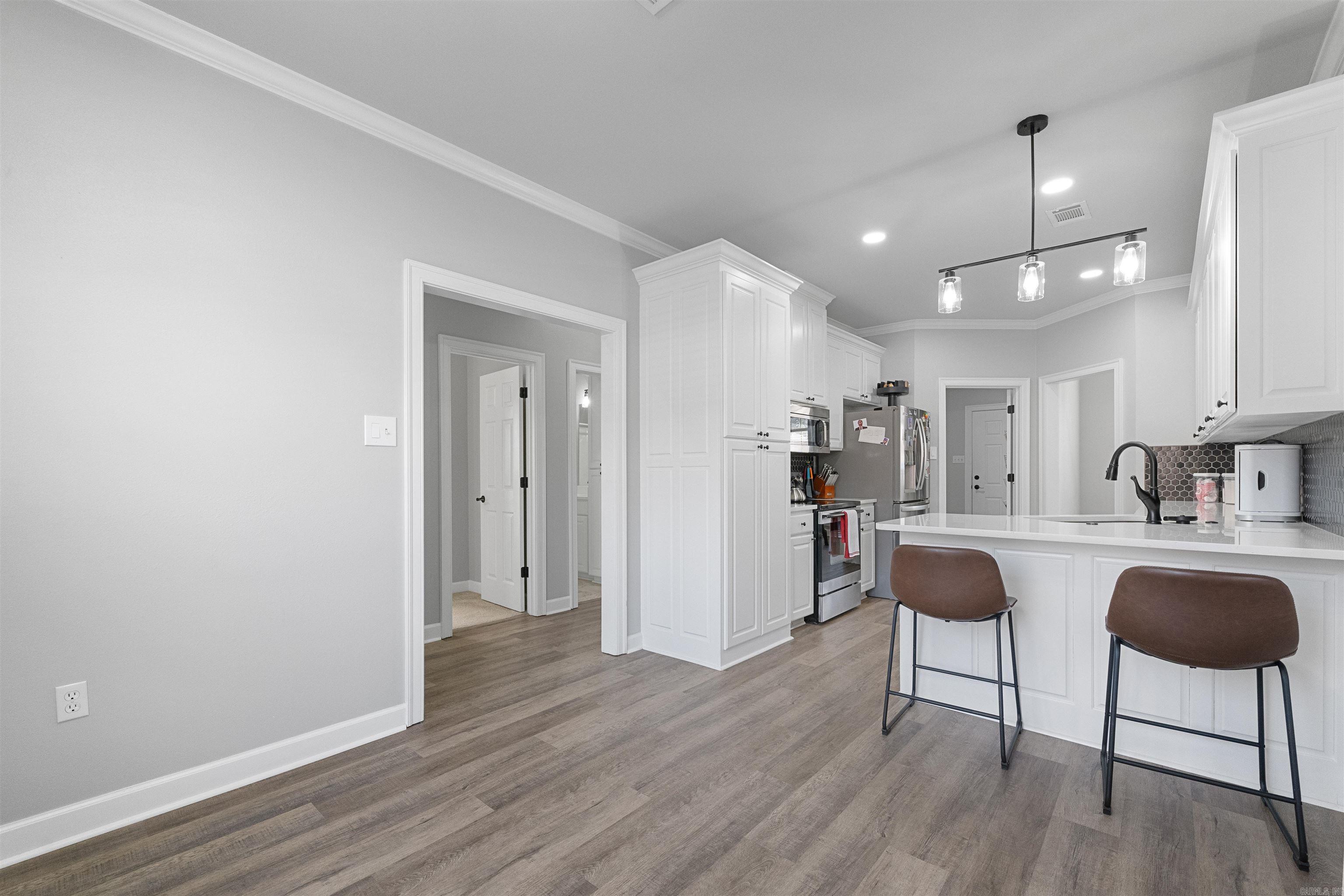 SHADOW CREEK - Residential