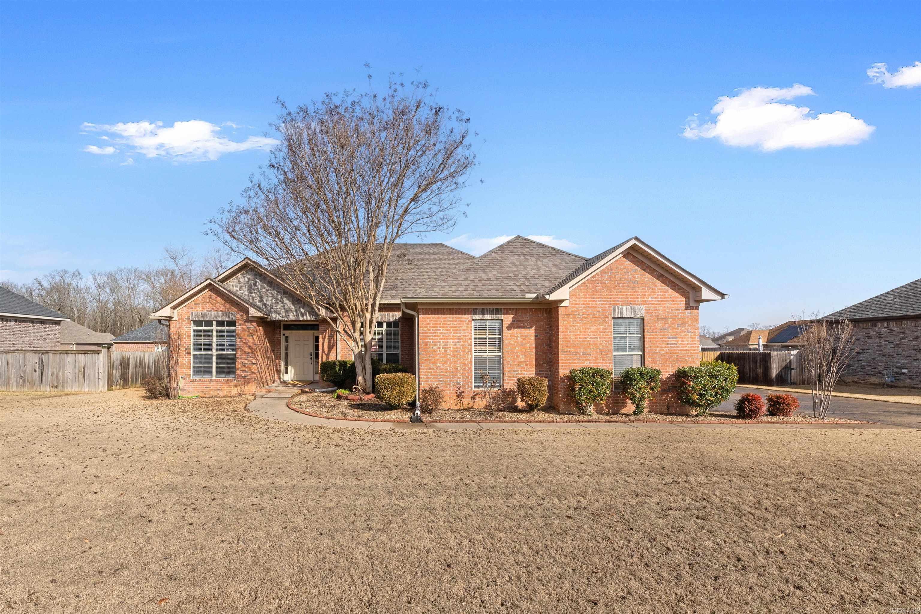 SHADOW CREEK - Residential