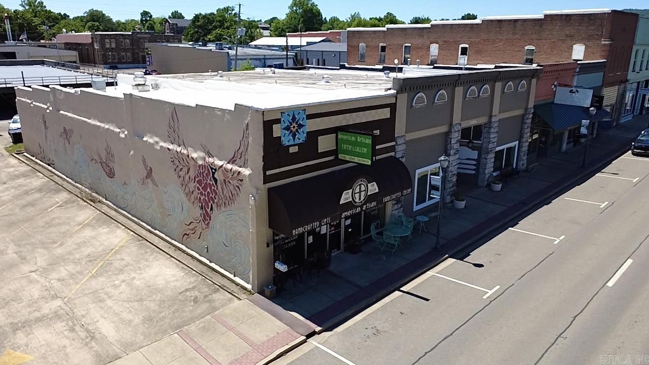 Mena Original - Commercial Sale