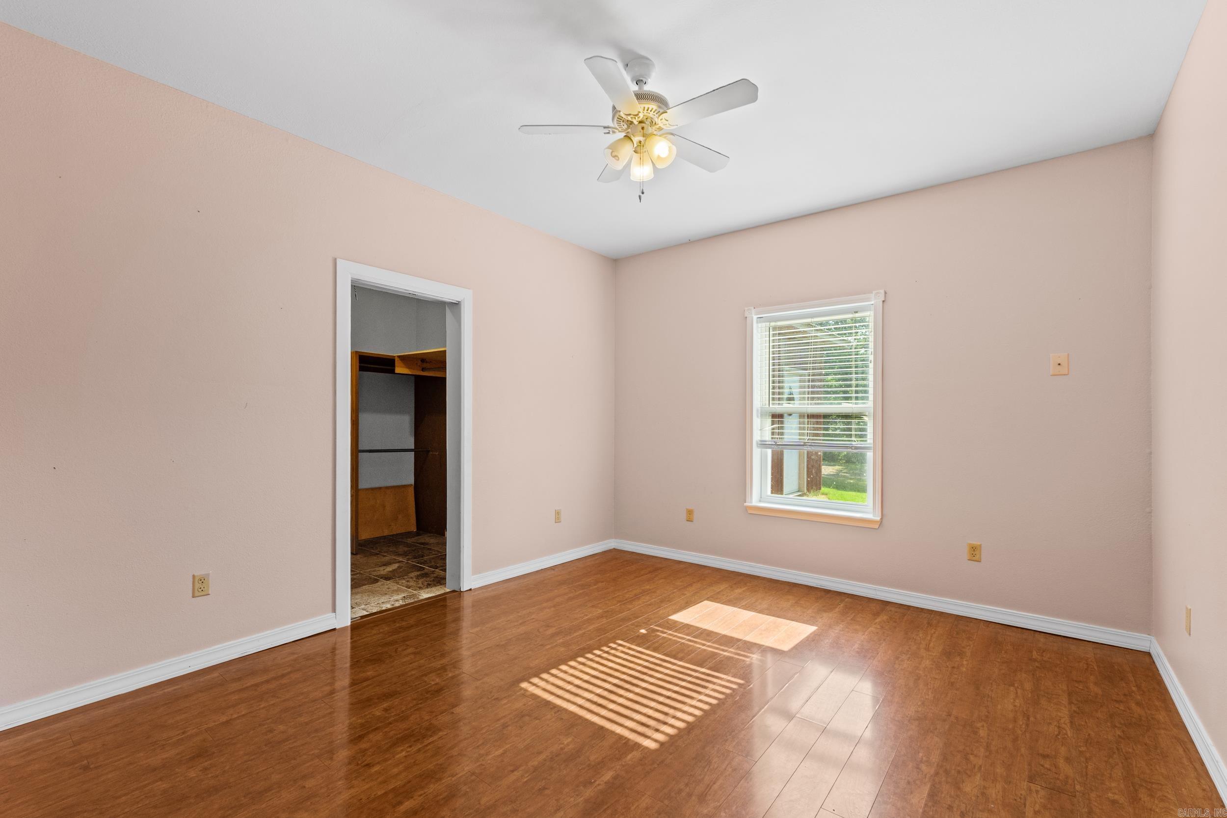 CENTER RIDGE - Residential