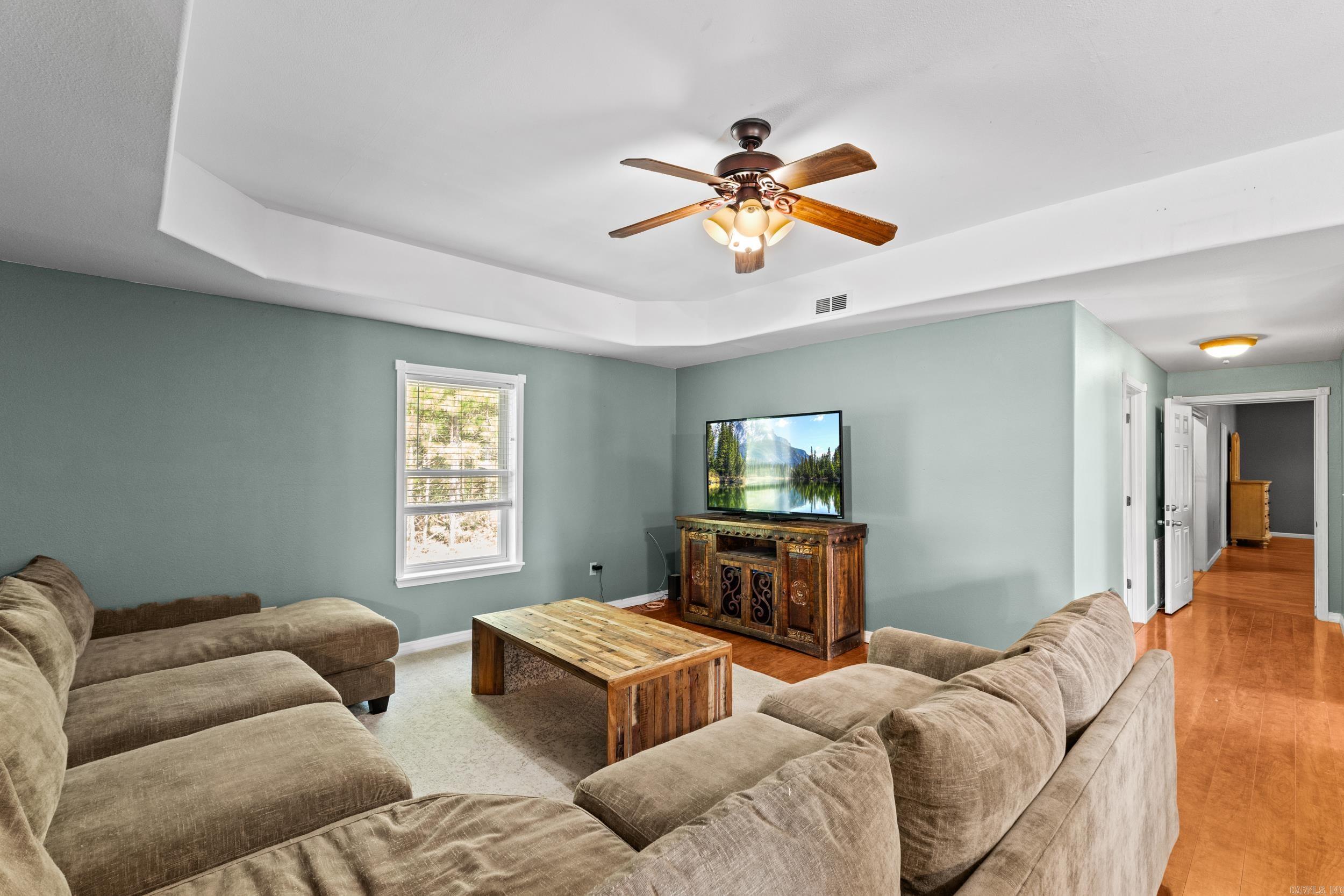 CENTER RIDGE - Residential