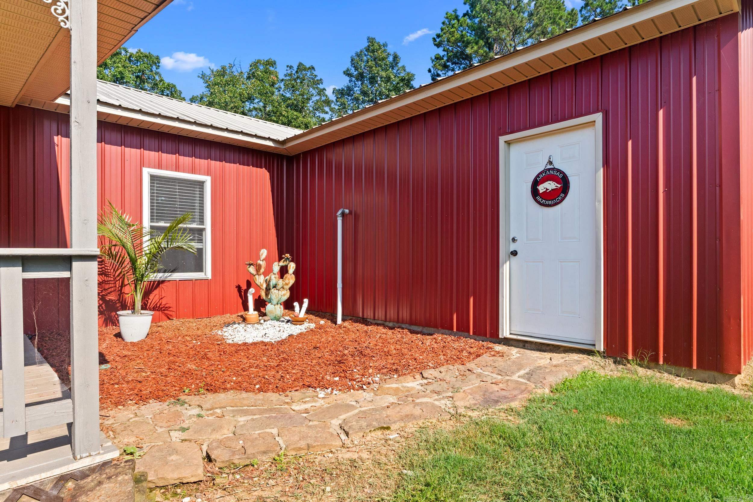 CENTER RIDGE - Residential