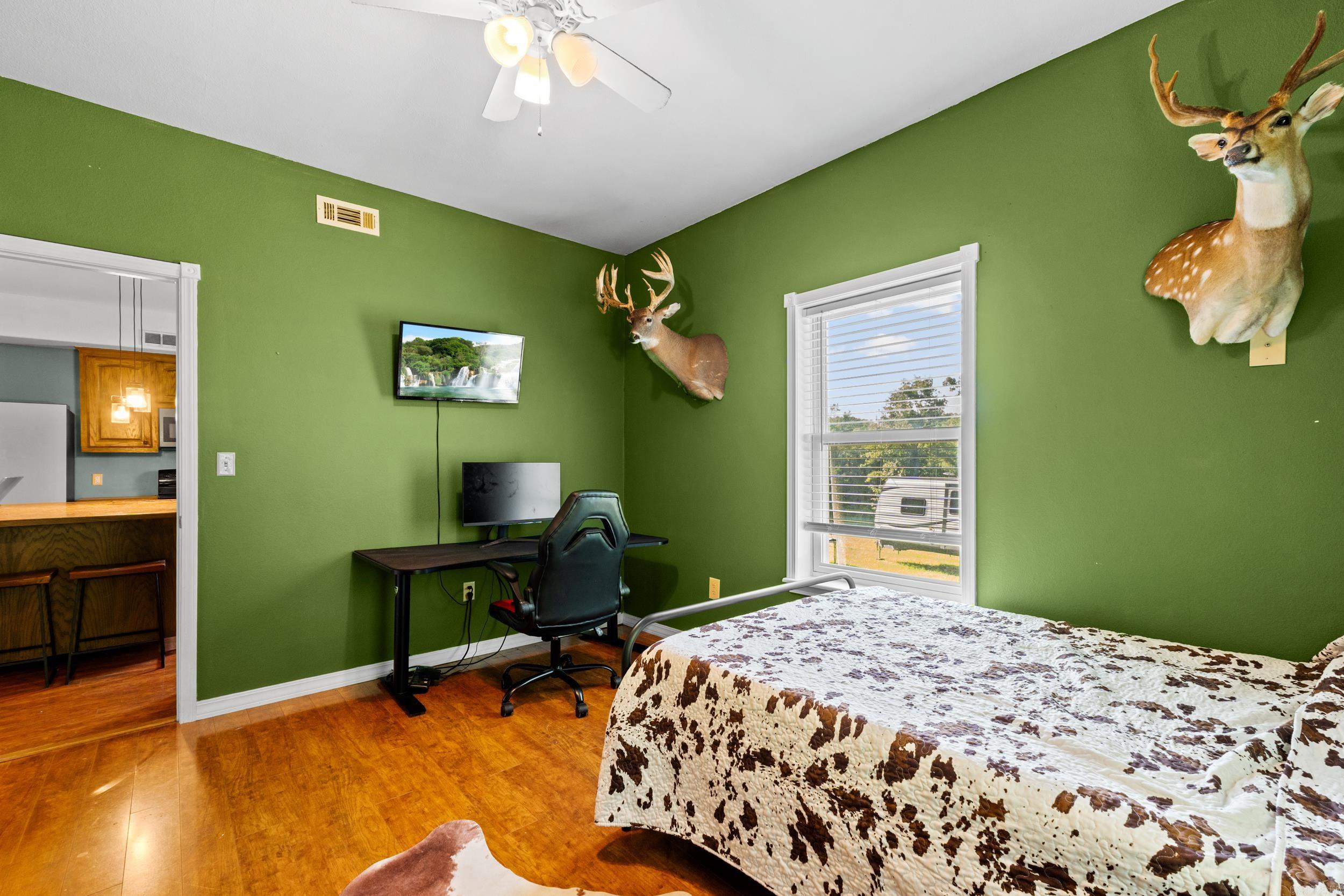 CENTER RIDGE - Residential