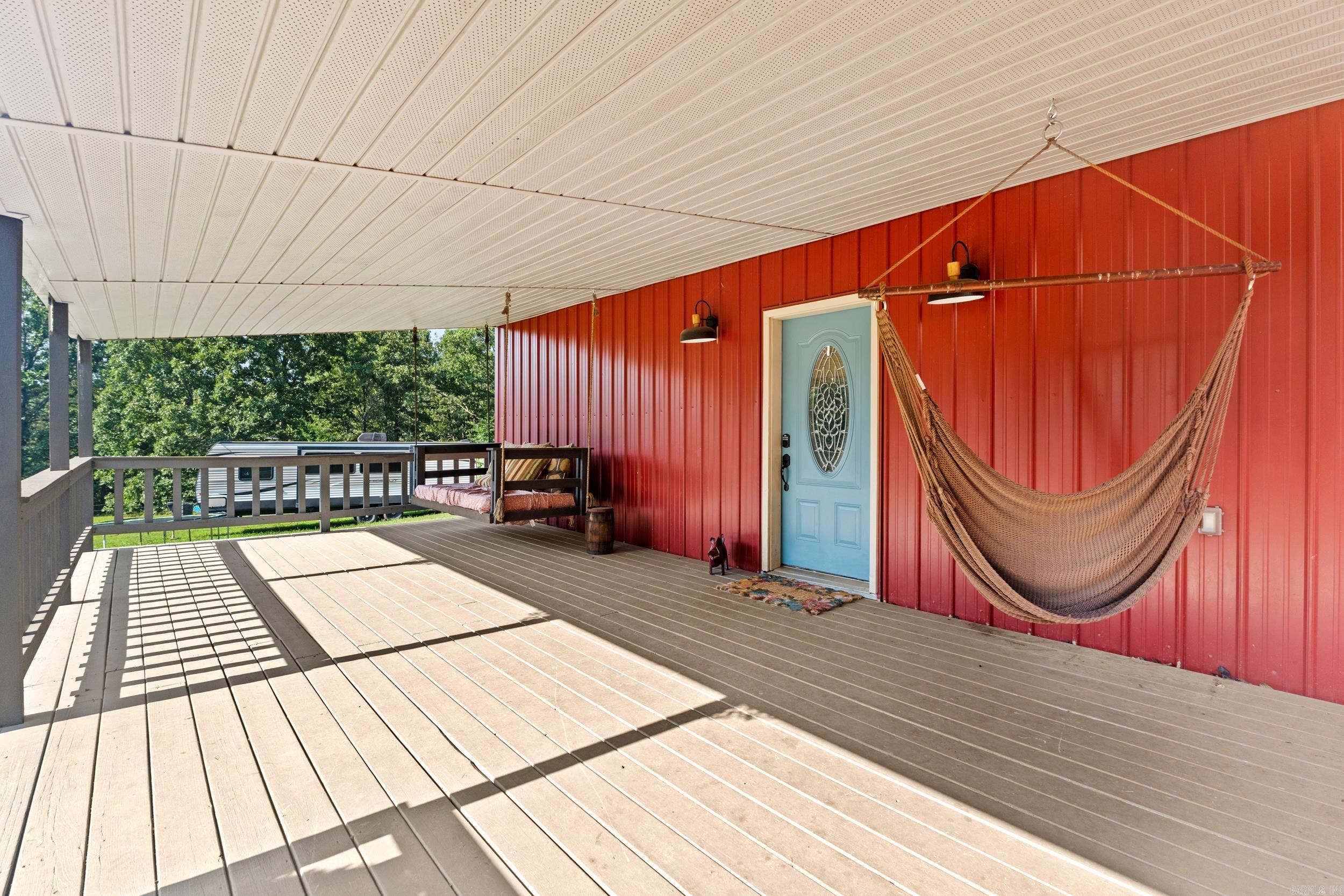 CENTER RIDGE - Residential