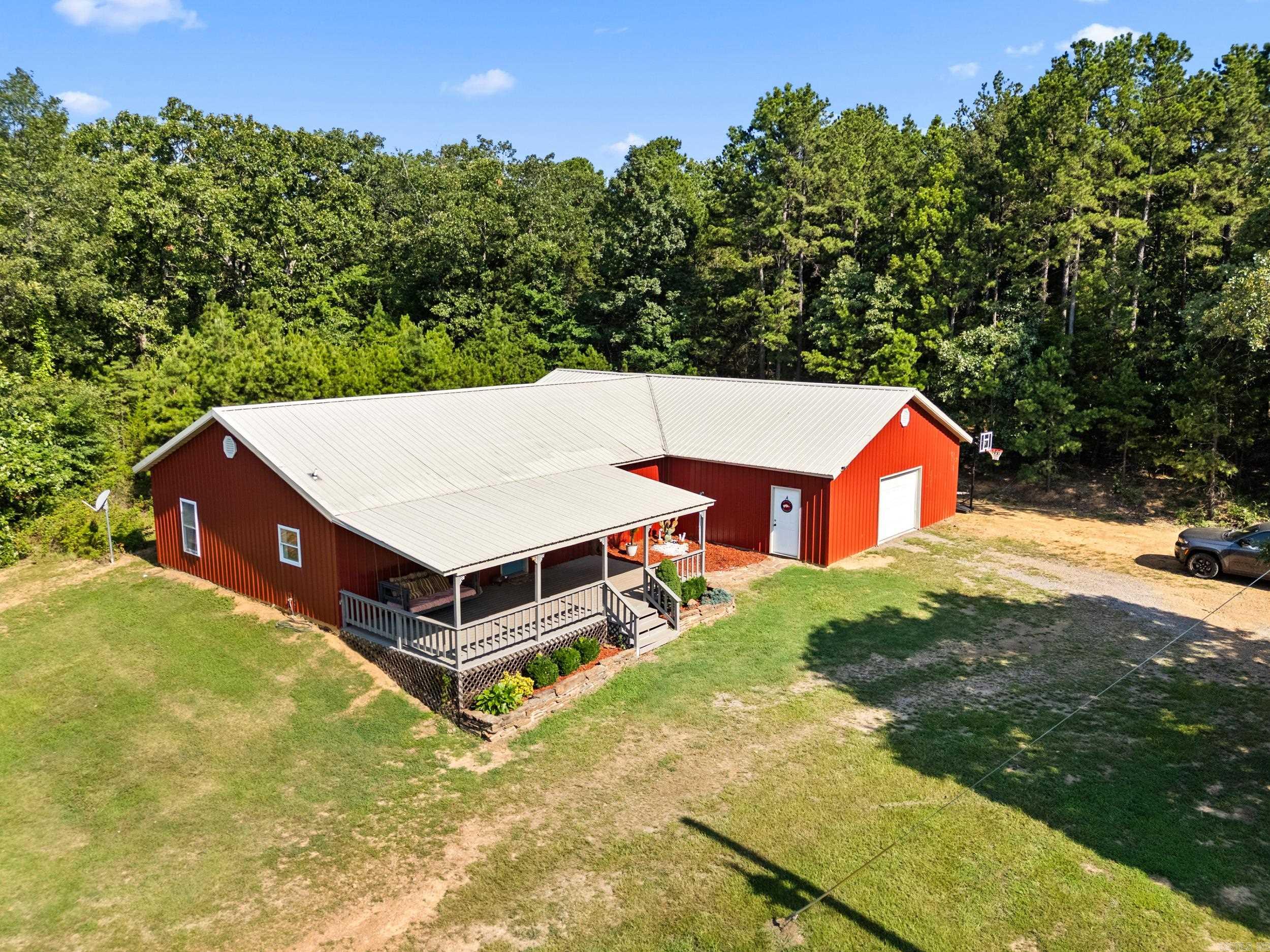 CENTER RIDGE - Residential