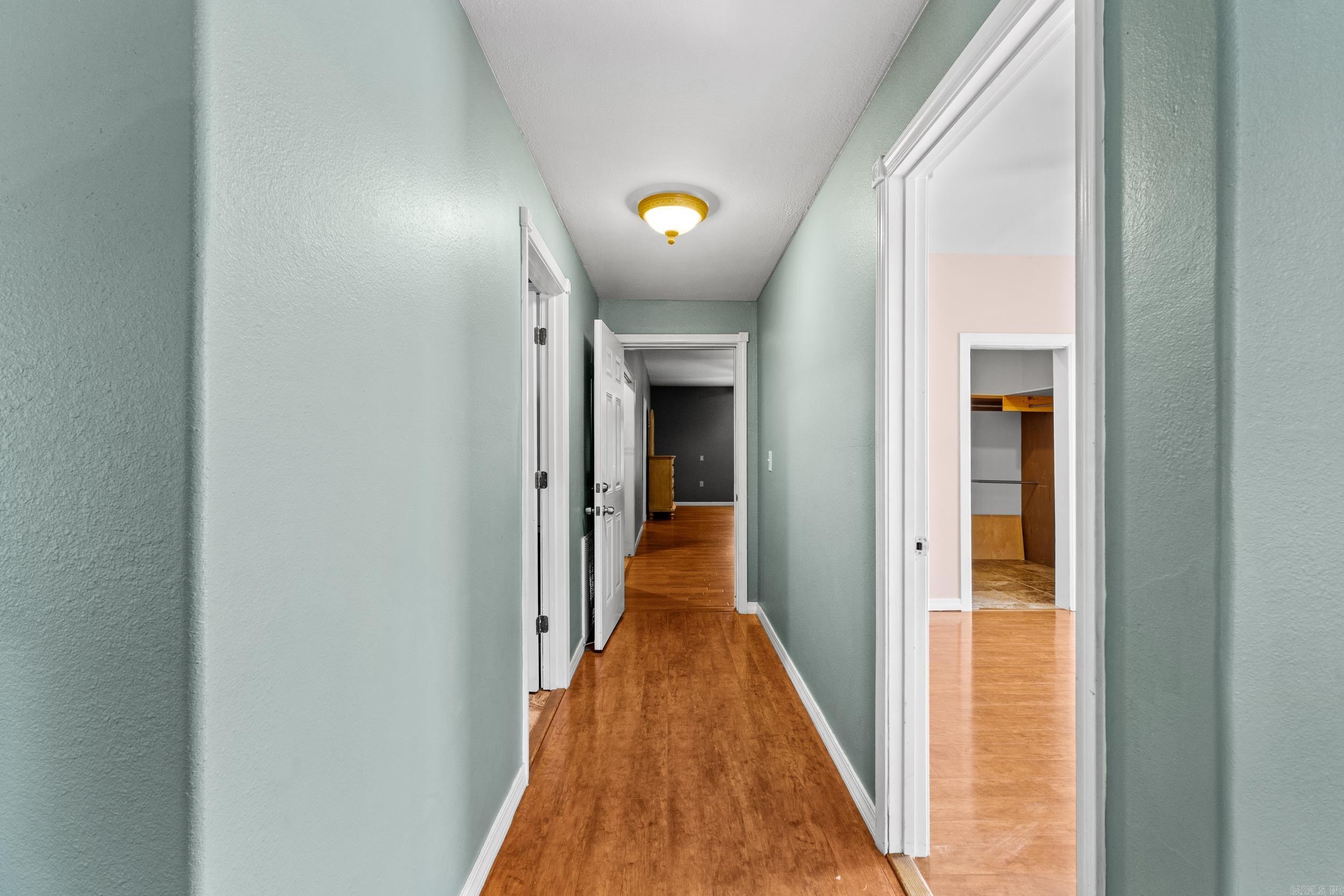 CENTER RIDGE - Residential