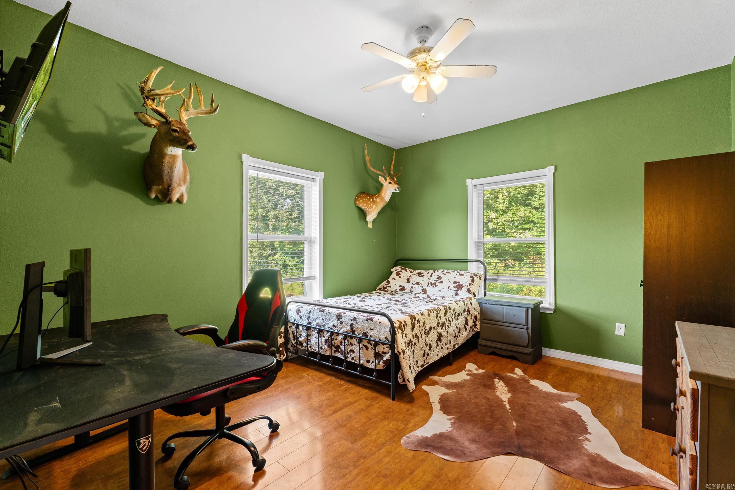 CENTER RIDGE - Residential
