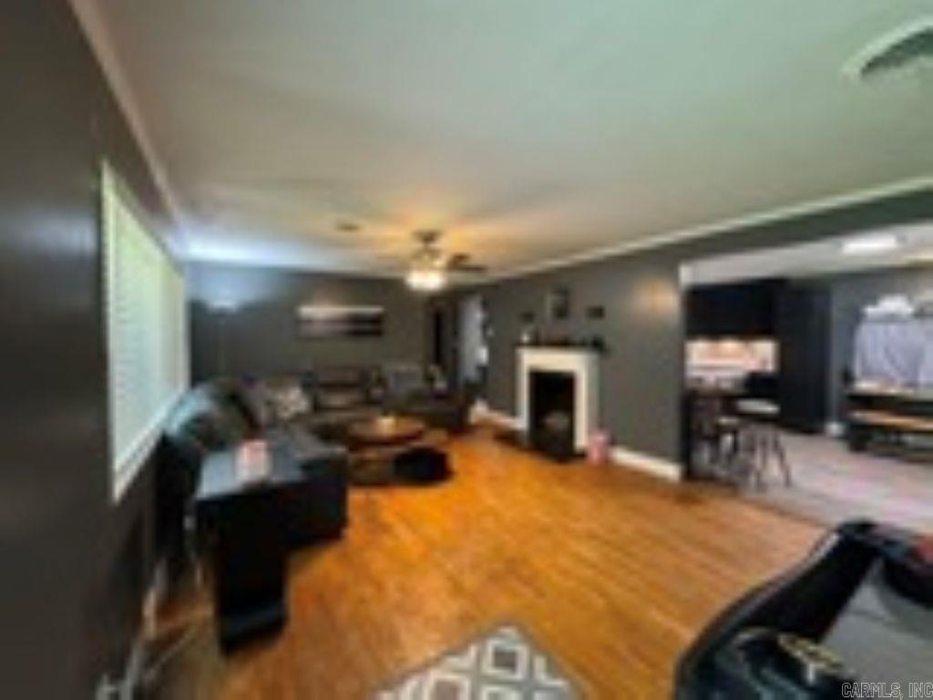 HOLLOWAY REPLAT SOUTH HWY - Residential