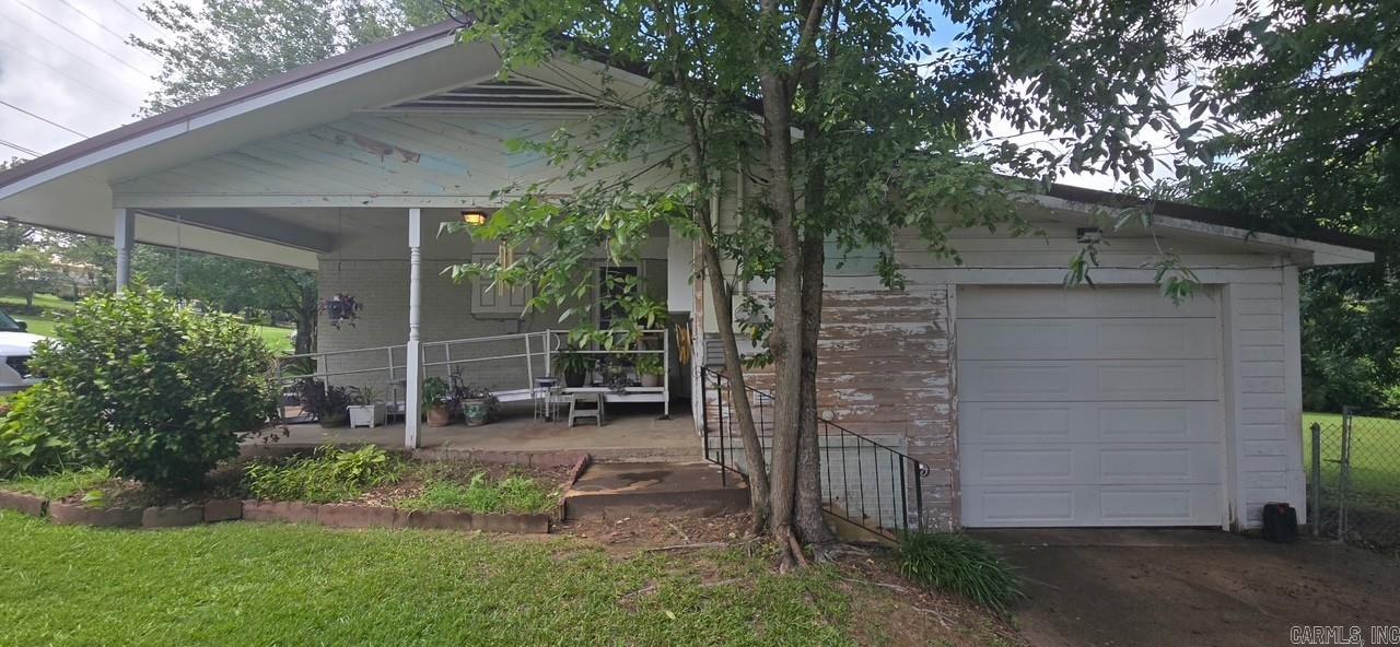 HOLLOWAY REPLAT SOUTH HWY - Residential