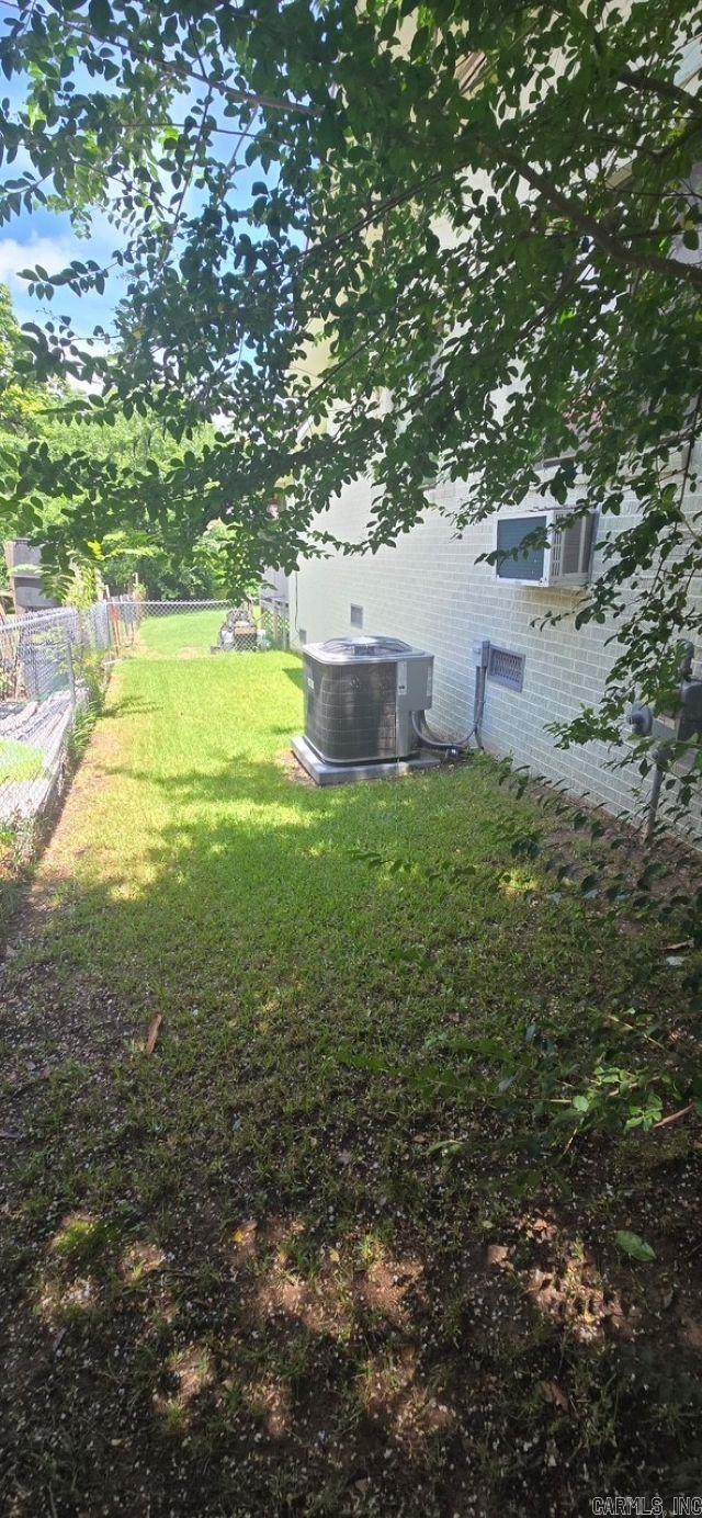 HOLLOWAY REPLAT SOUTH HWY - Residential