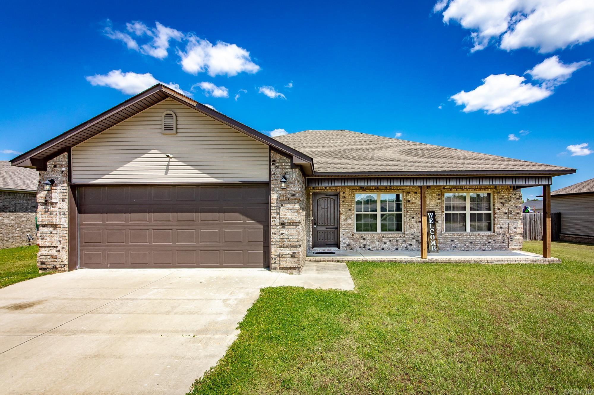 DEERFIELD ESTATES - Residential