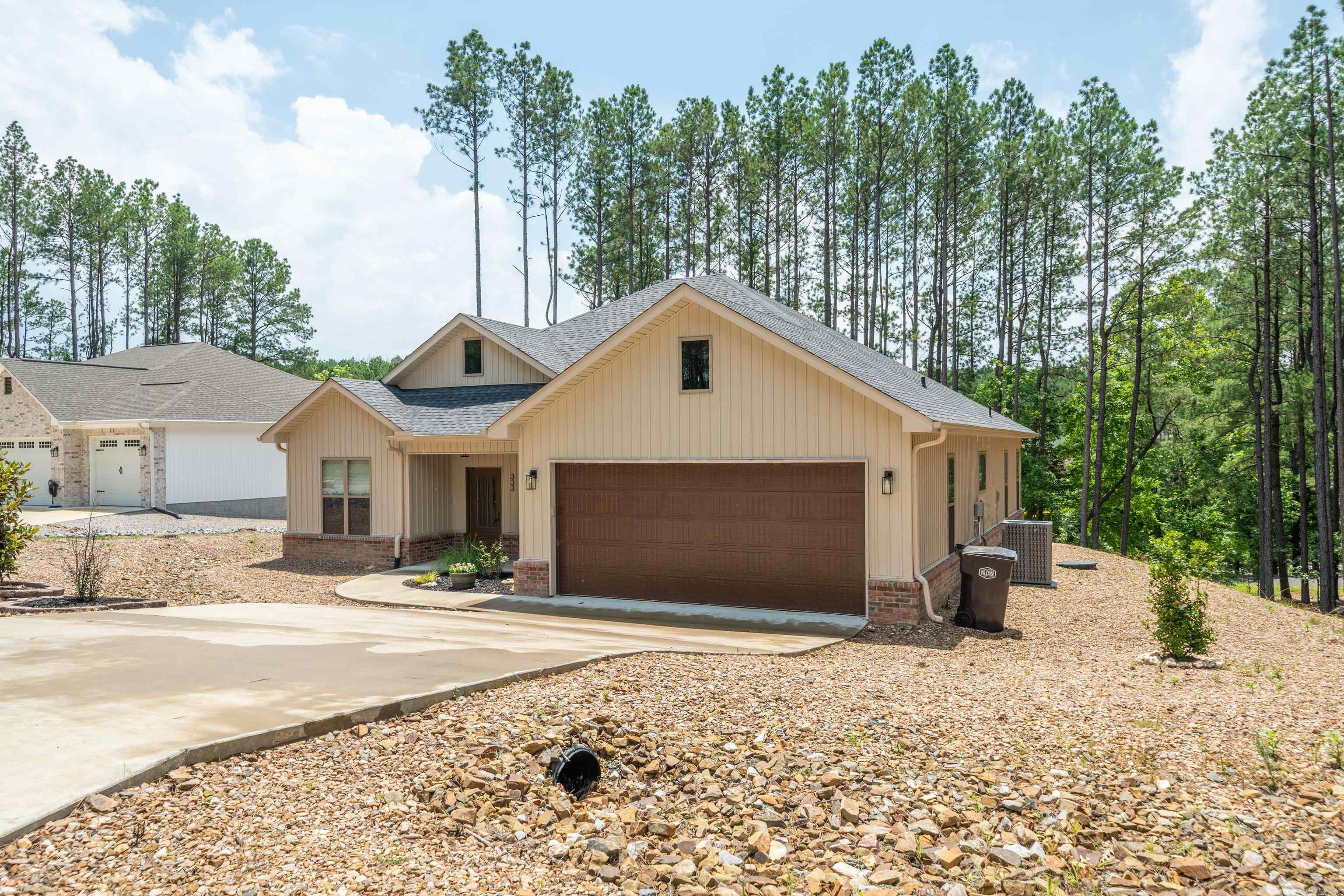 ALTA VISTA - Residential
