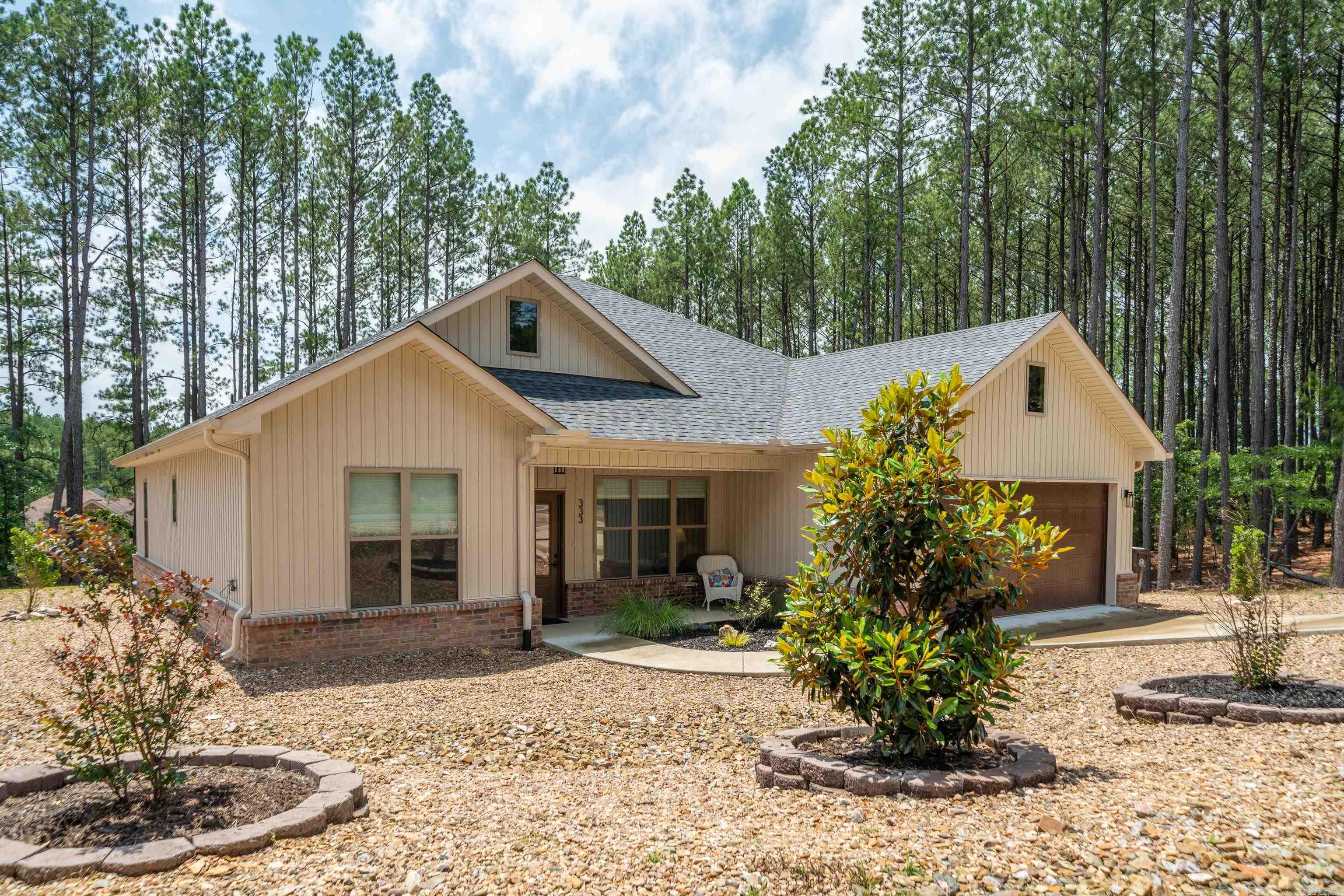 ALTA VISTA - Residential