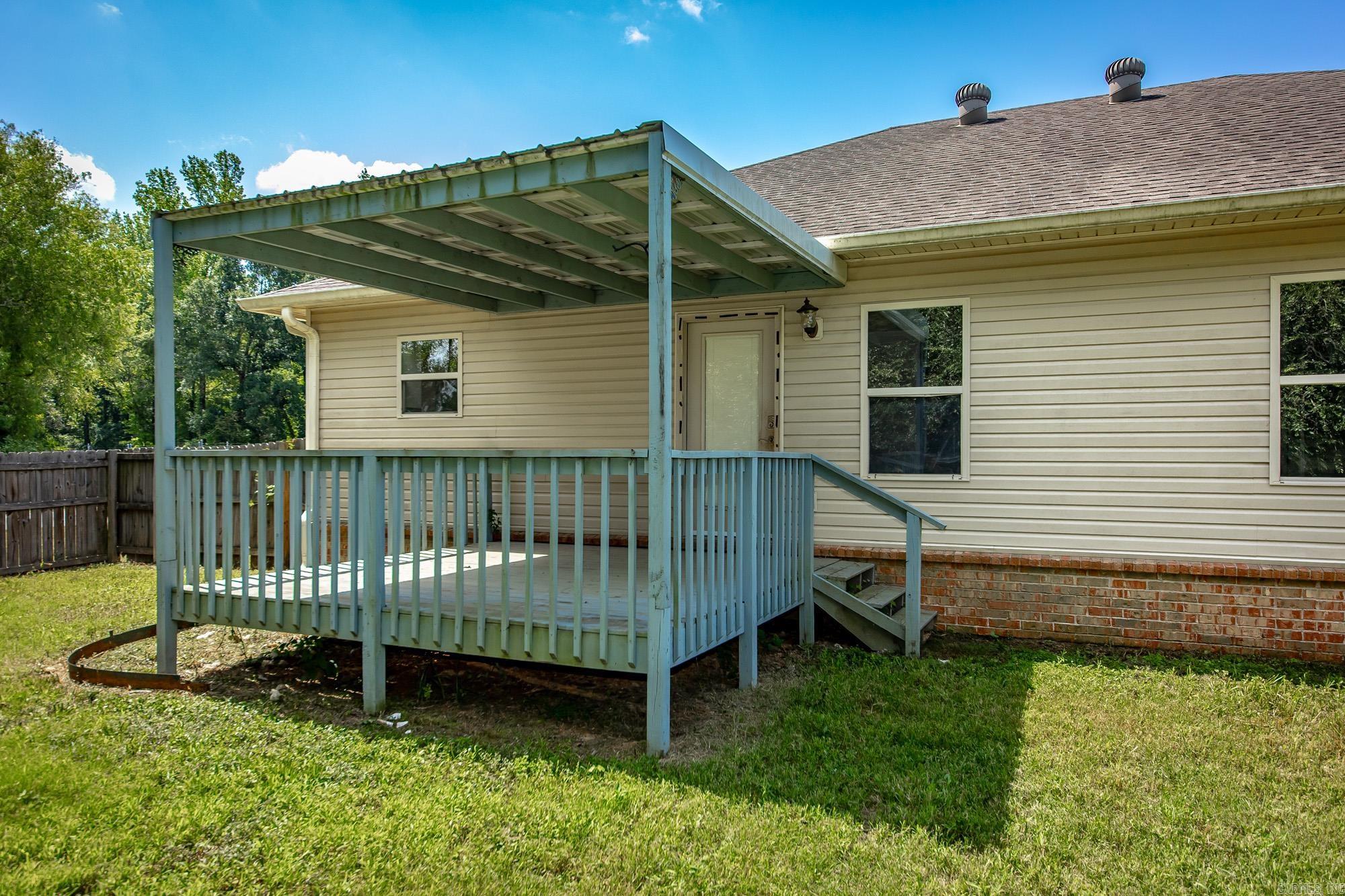 WEATHERING HEIGHTS - Residential