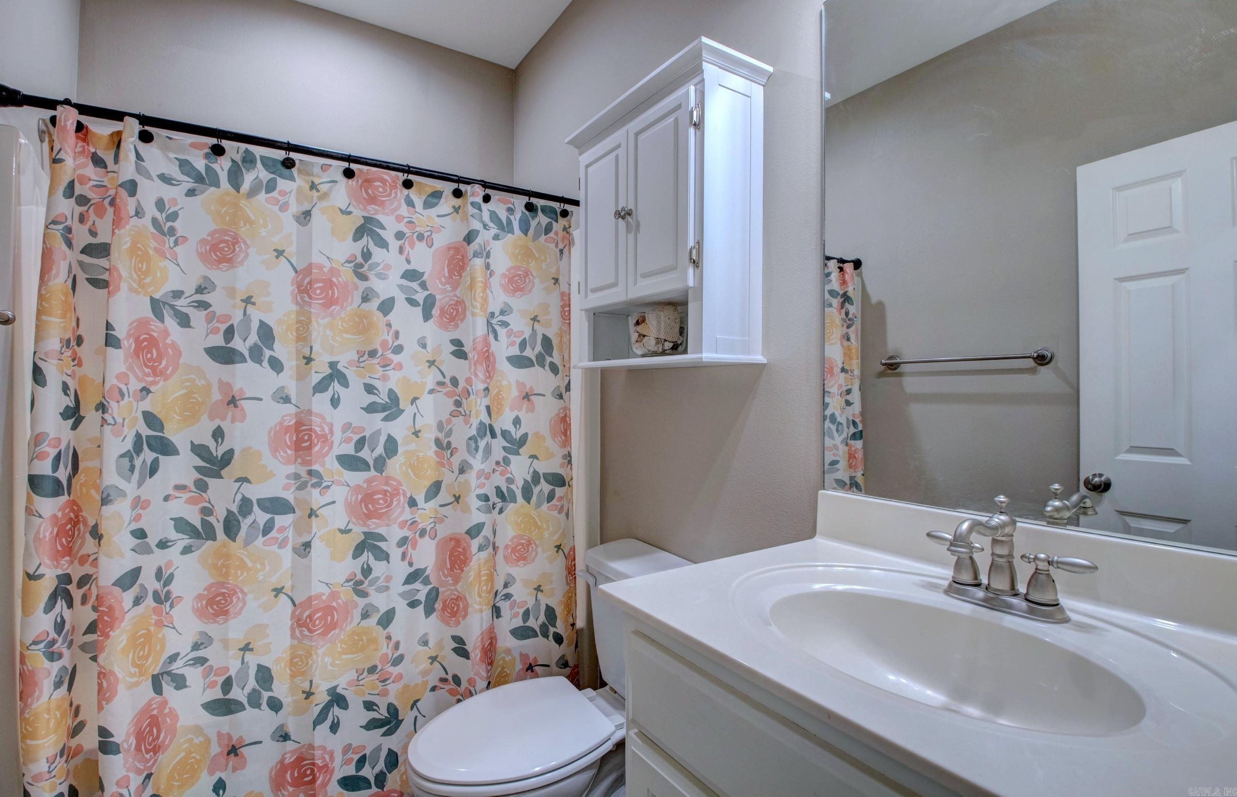 WOODLANDS EDGE - Residential