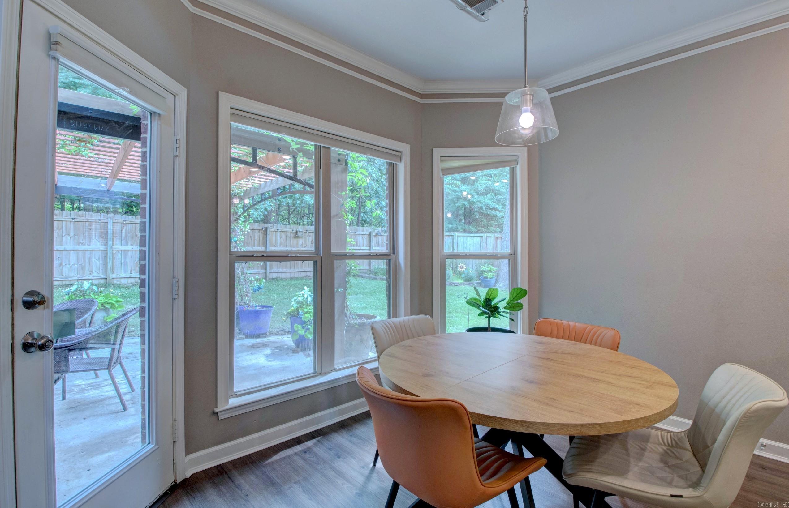 WOODLANDS EDGE - Residential
