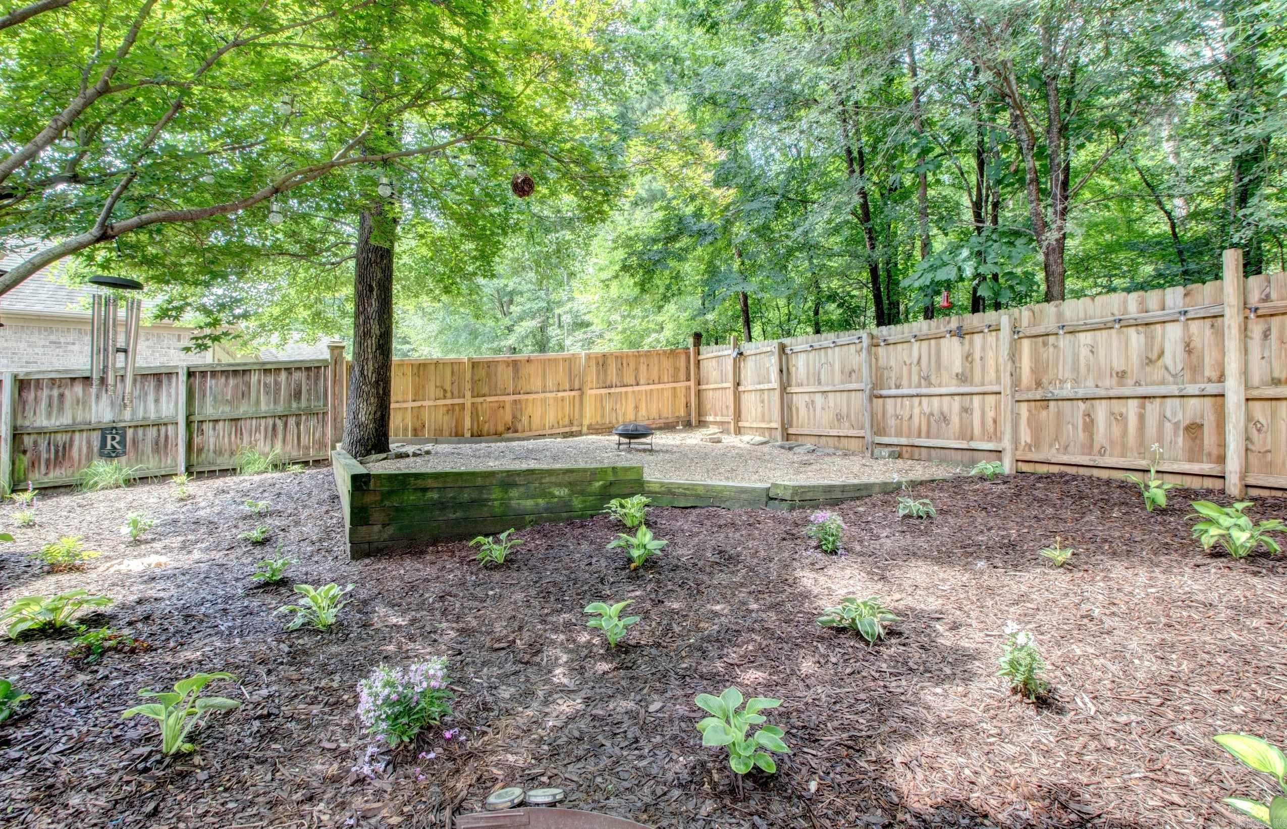 WOODLANDS EDGE - Residential