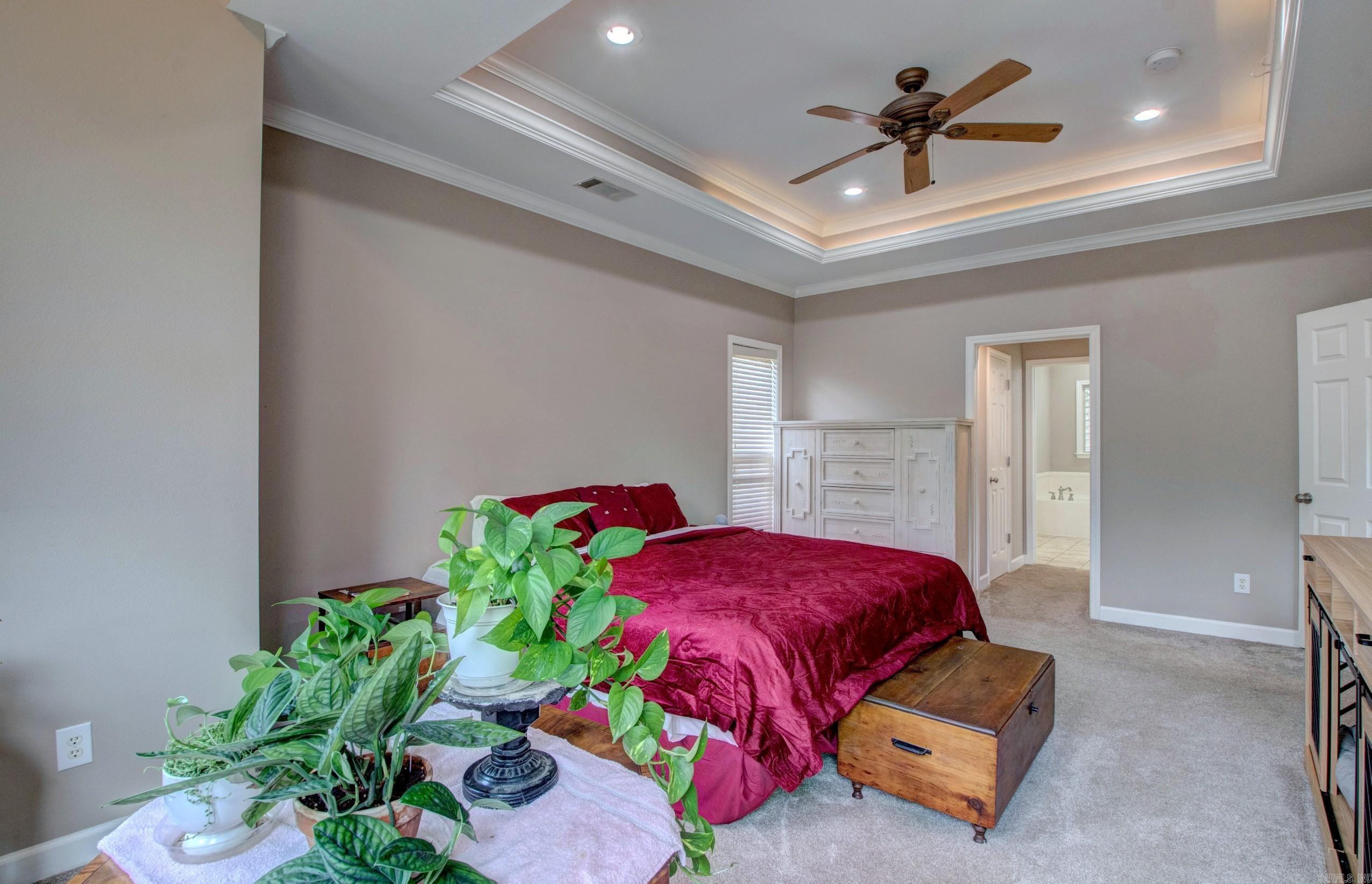 WOODLANDS EDGE - Residential