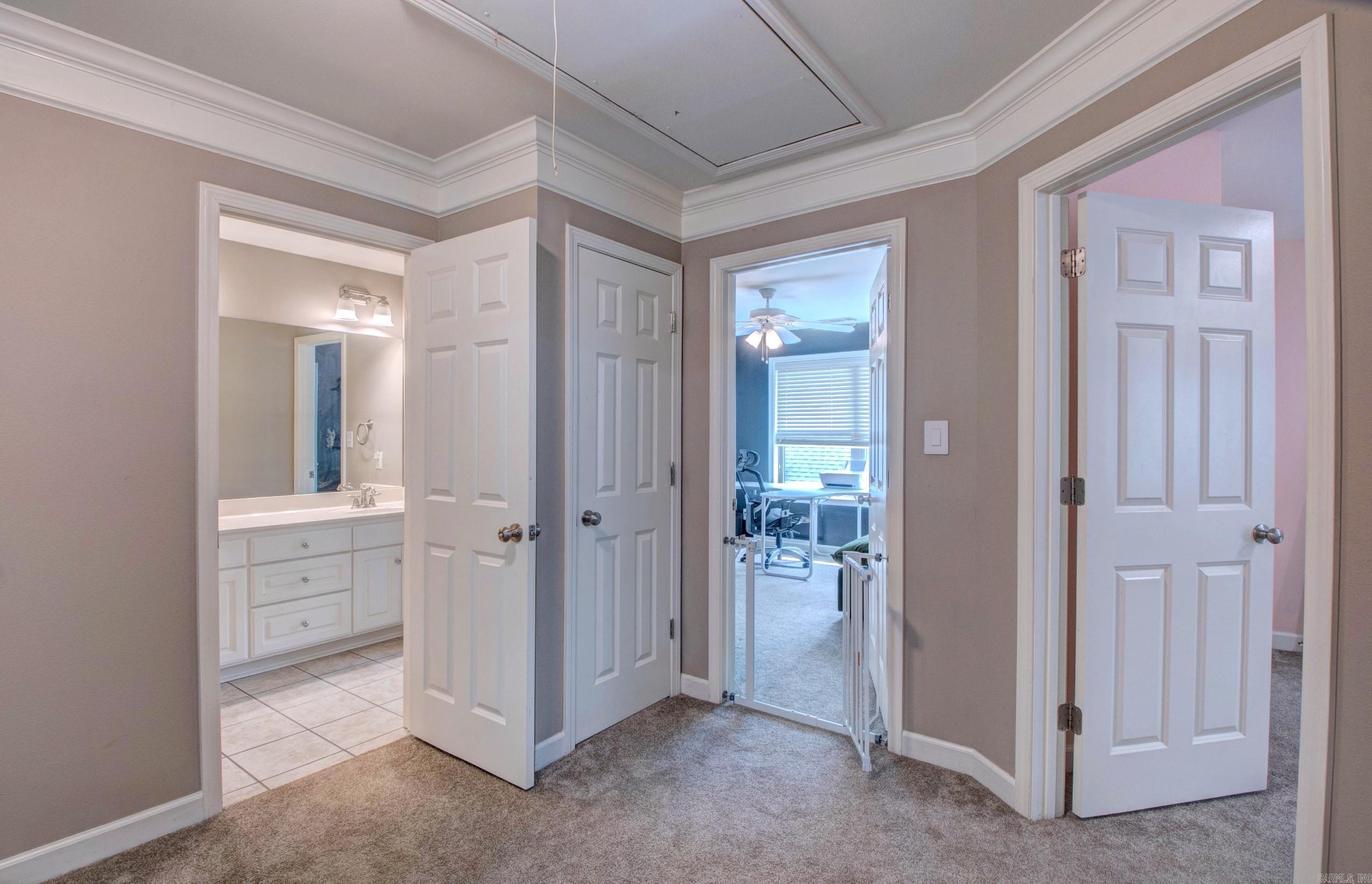 WOODLANDS EDGE - Residential
