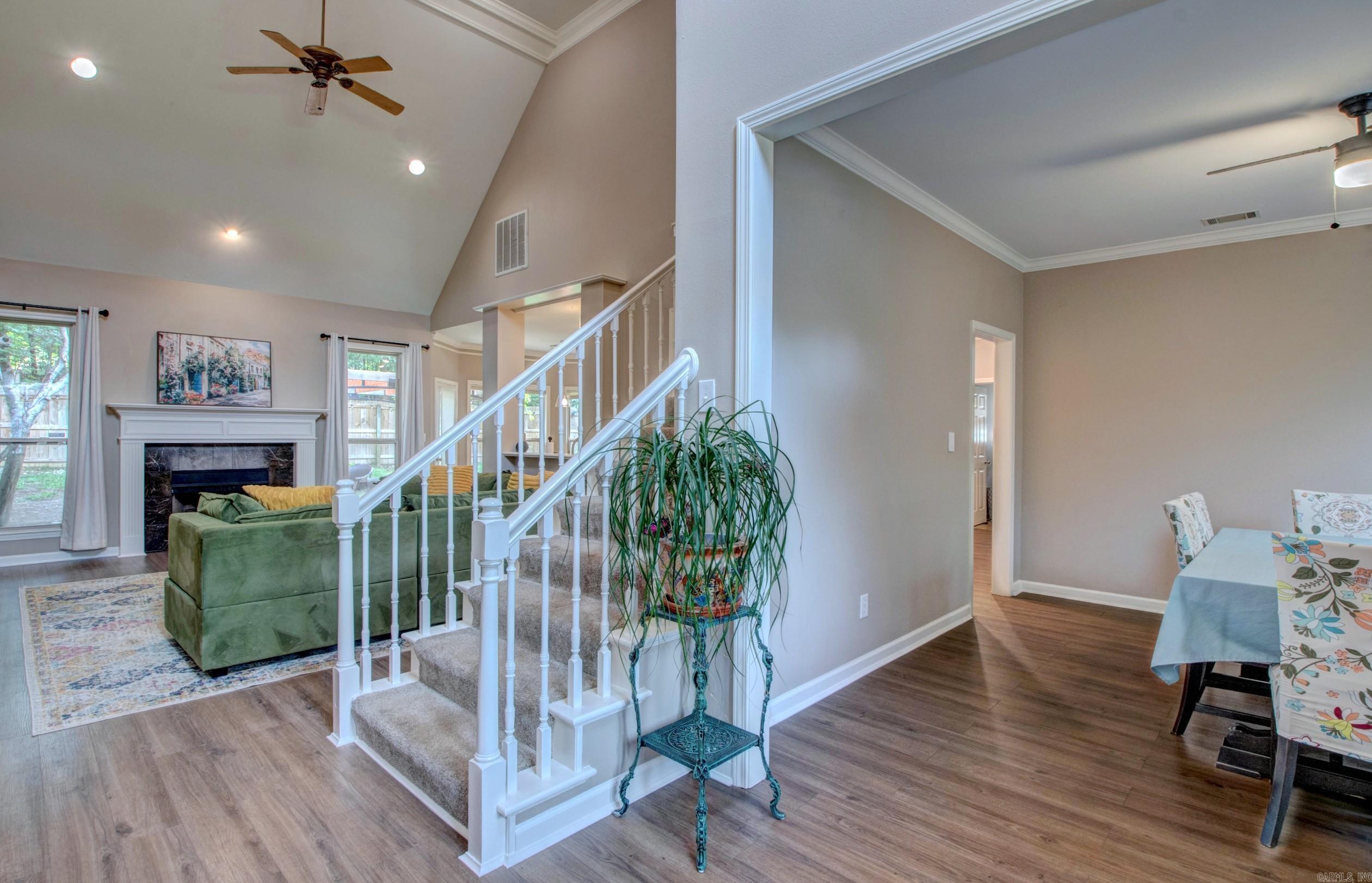 WOODLANDS EDGE - Residential