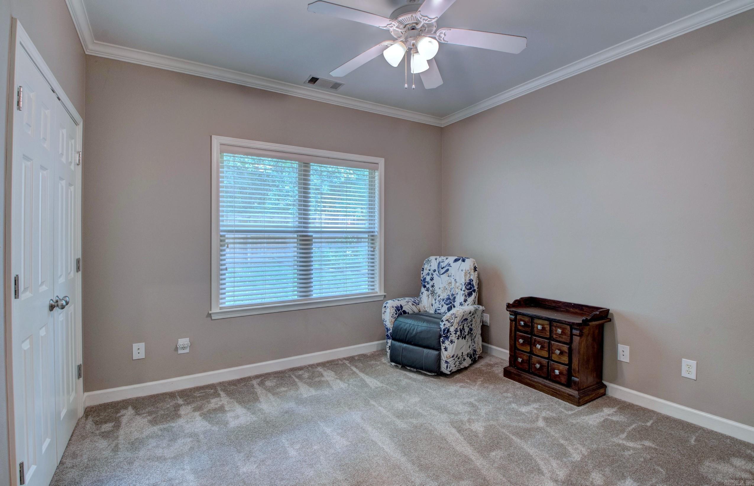 WOODLANDS EDGE - Residential