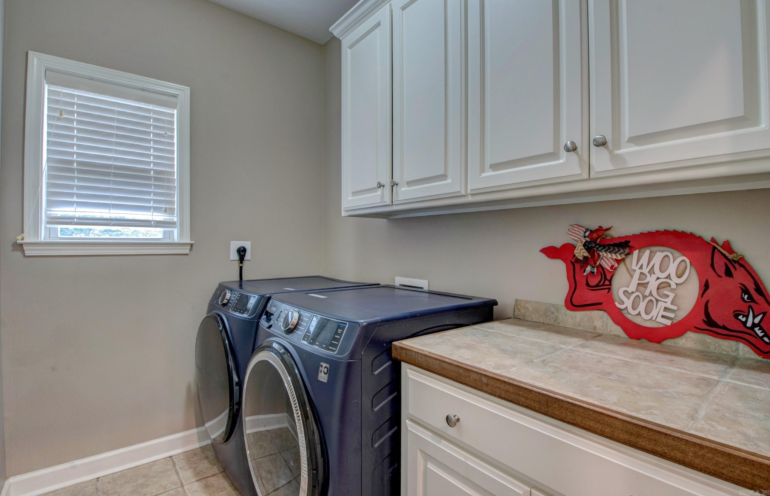 WOODLANDS EDGE - Residential