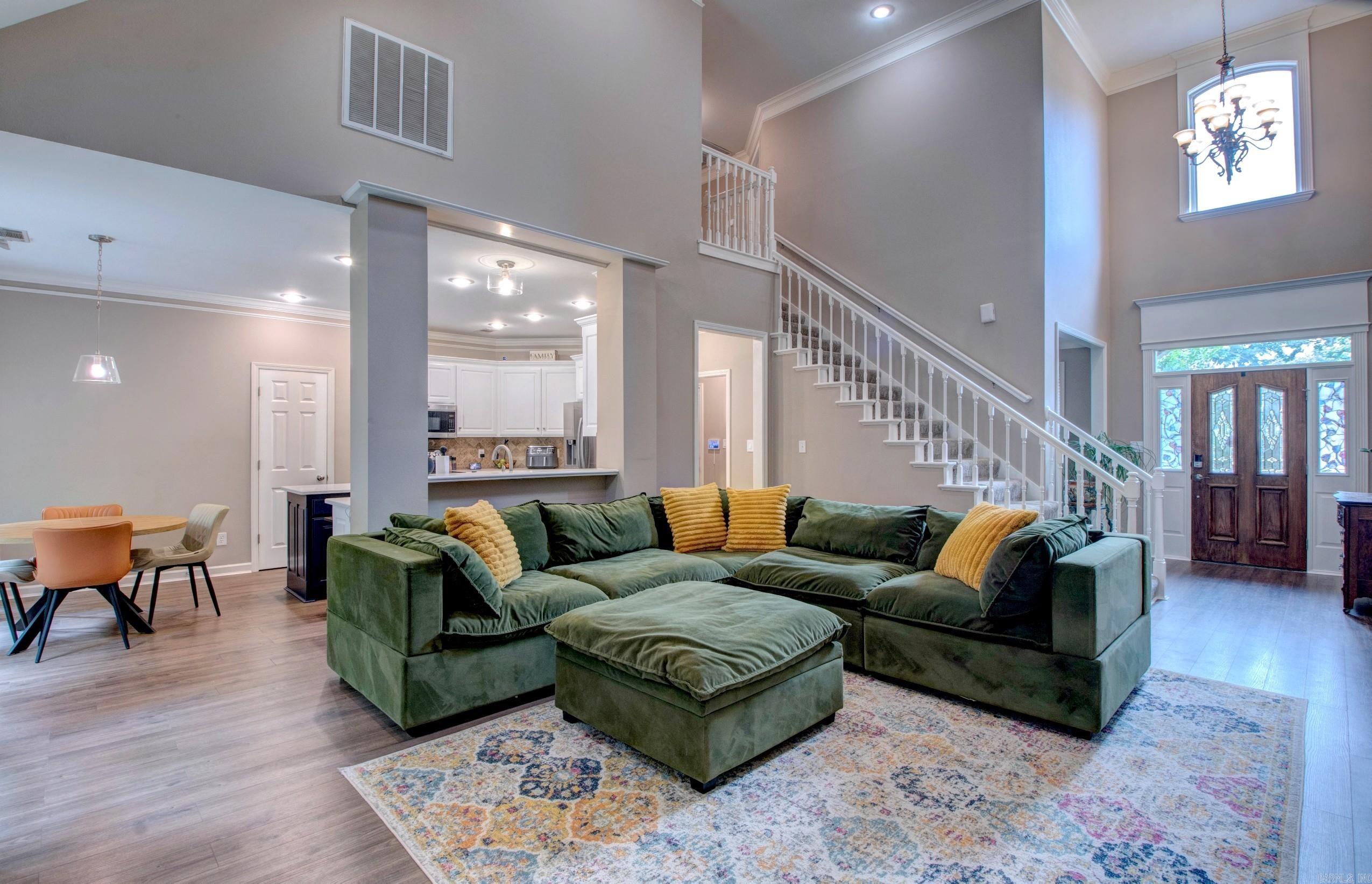 WOODLANDS EDGE - Residential