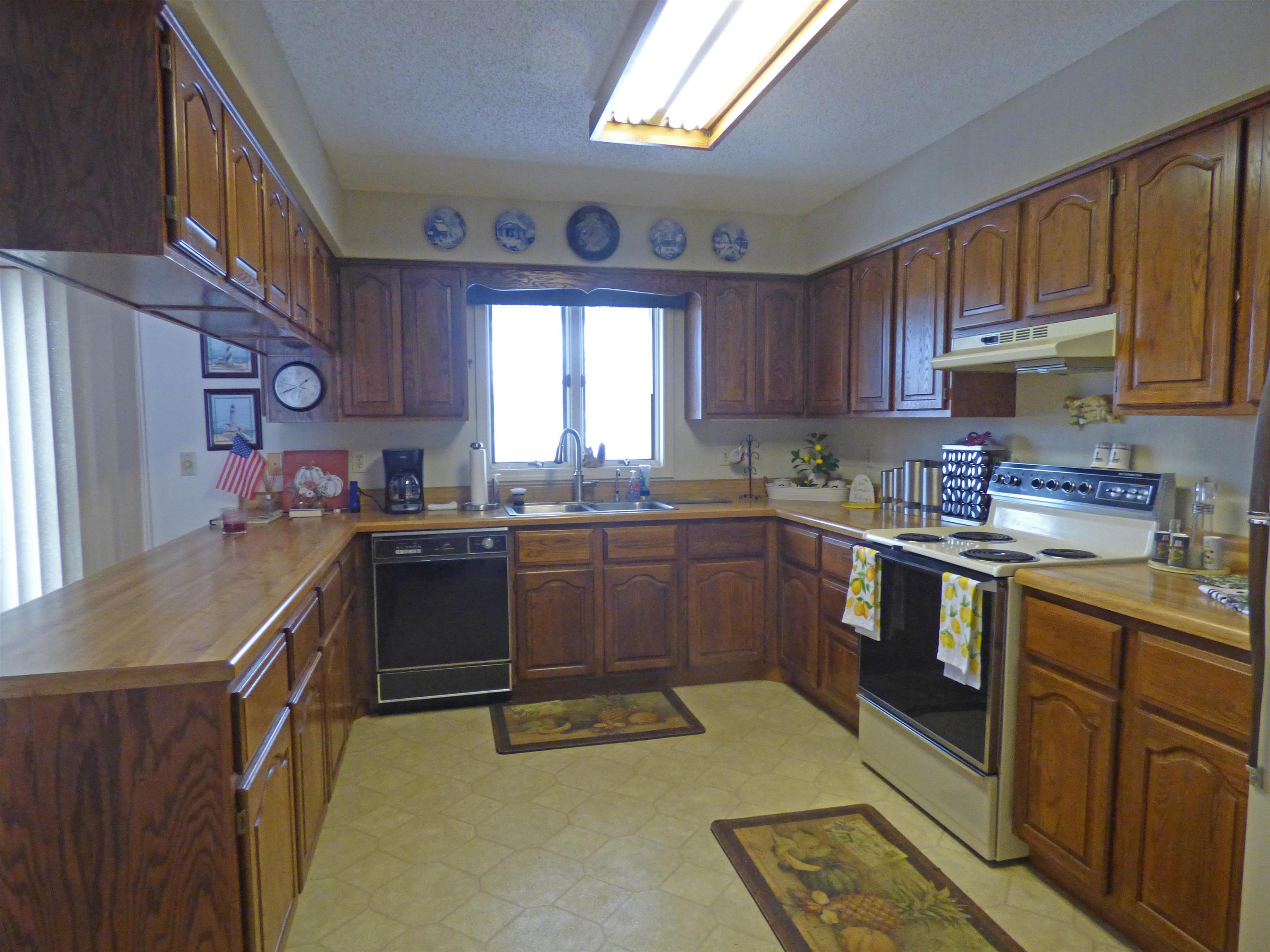 THUNDERBIRD - Residential